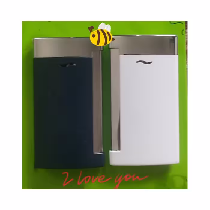 فندک دارای شعله  اتمی و بی دود