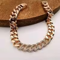 دستبند وسط نگین کارتیر