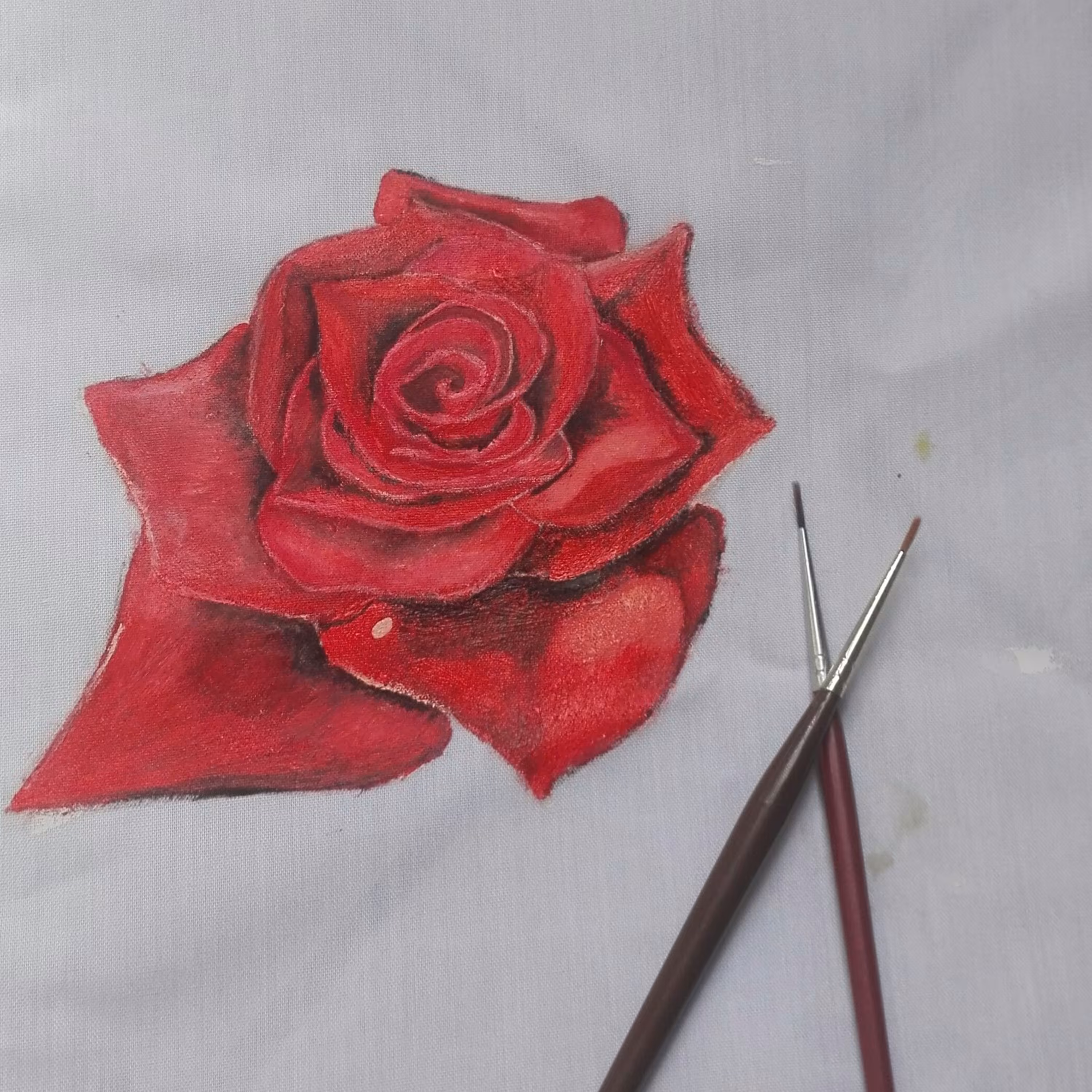 نقاشی روی پارچه و لباس