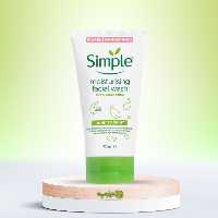 ژل شستشوی  سیمپل Moisturising