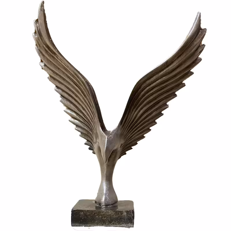 مجسمه طرح عقاب 