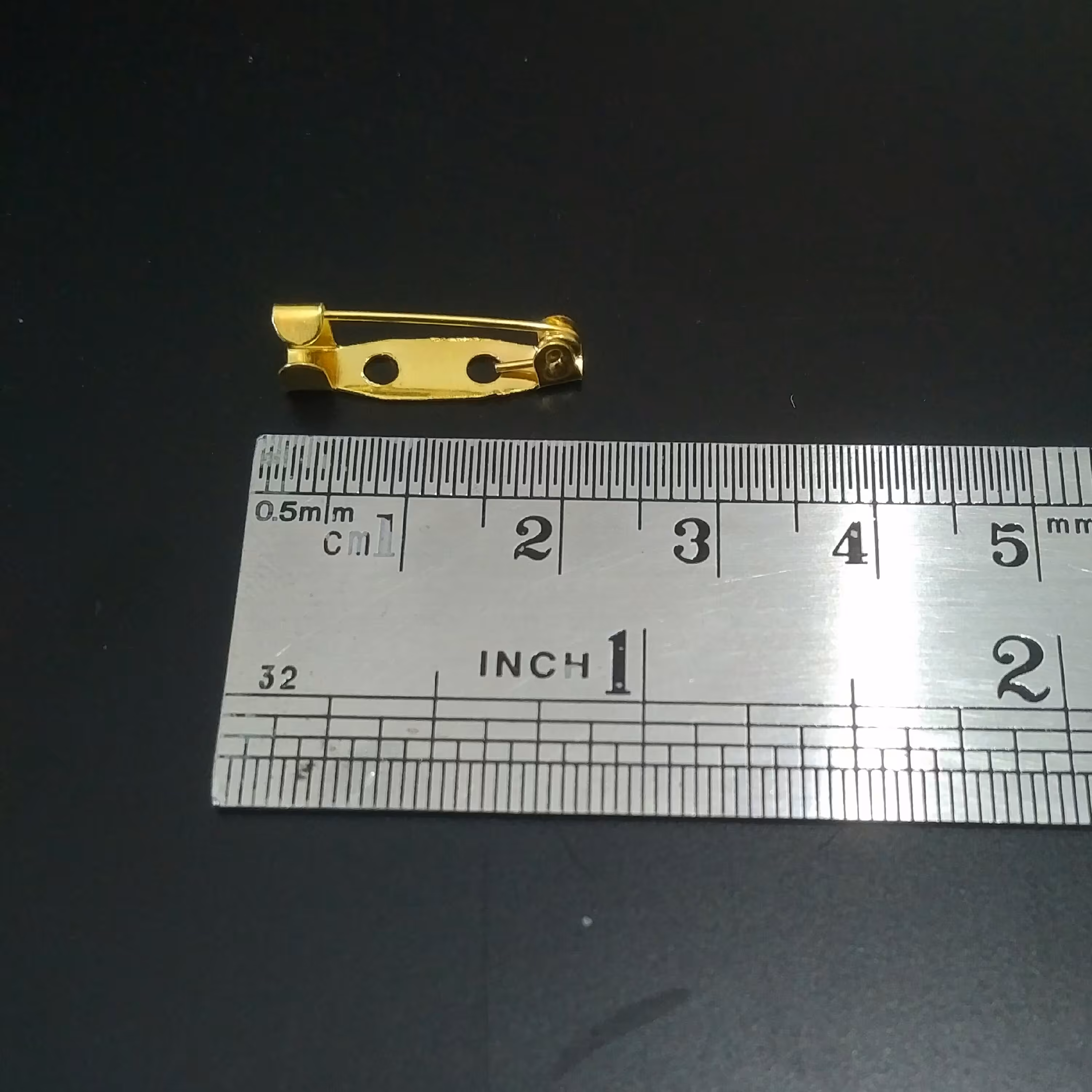 بسته 100 عددی سنجاق پیکسل و اتیکت 2 سانتی طلایی رنگ 