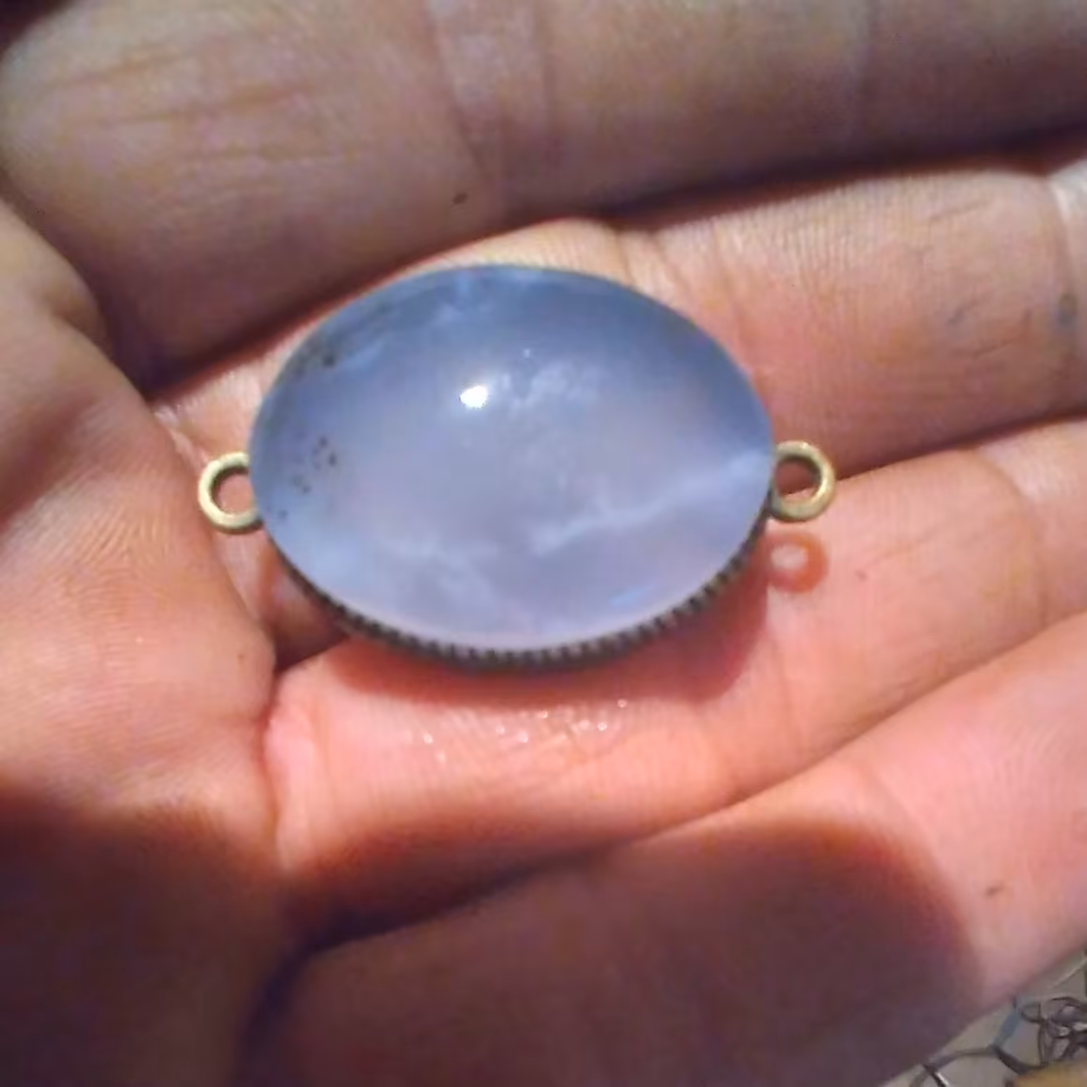 دست بند عقیق سوسنی قاب برنز