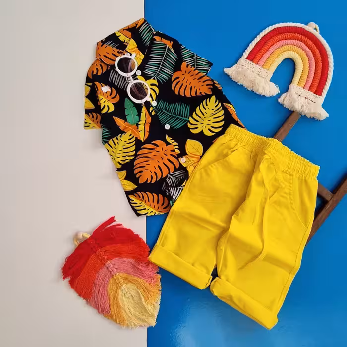 ست تیشرت و شلوارک اسپورت شیک و جذاب هم پسرونه هم دخترونه مناسب 2 تا 9 سال کمر کش راحت و خنک 