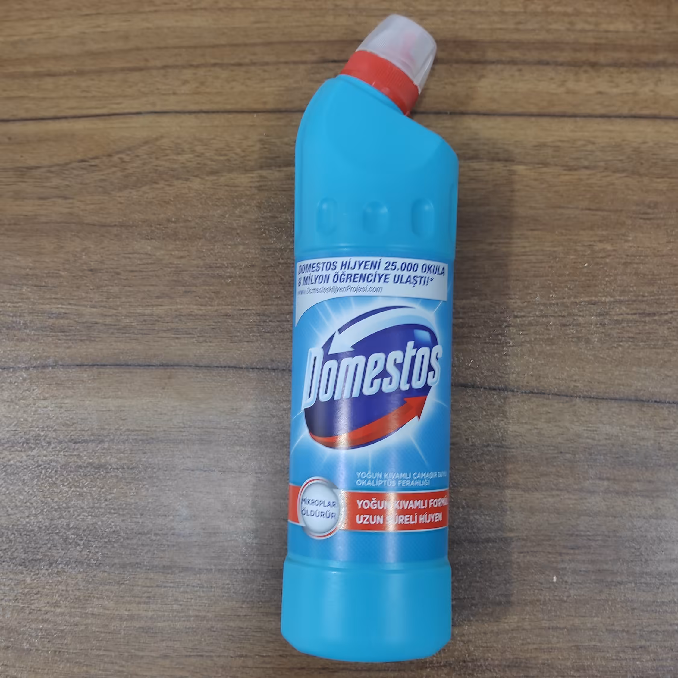 مایع سفید کننده غلیظ سطوح دامستوس با رایحه اکالیپتوس 810 میل

