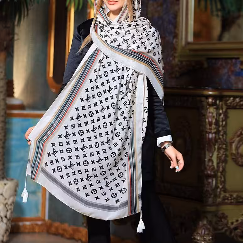 شال نخ پنبه منگوله دار کد 05059