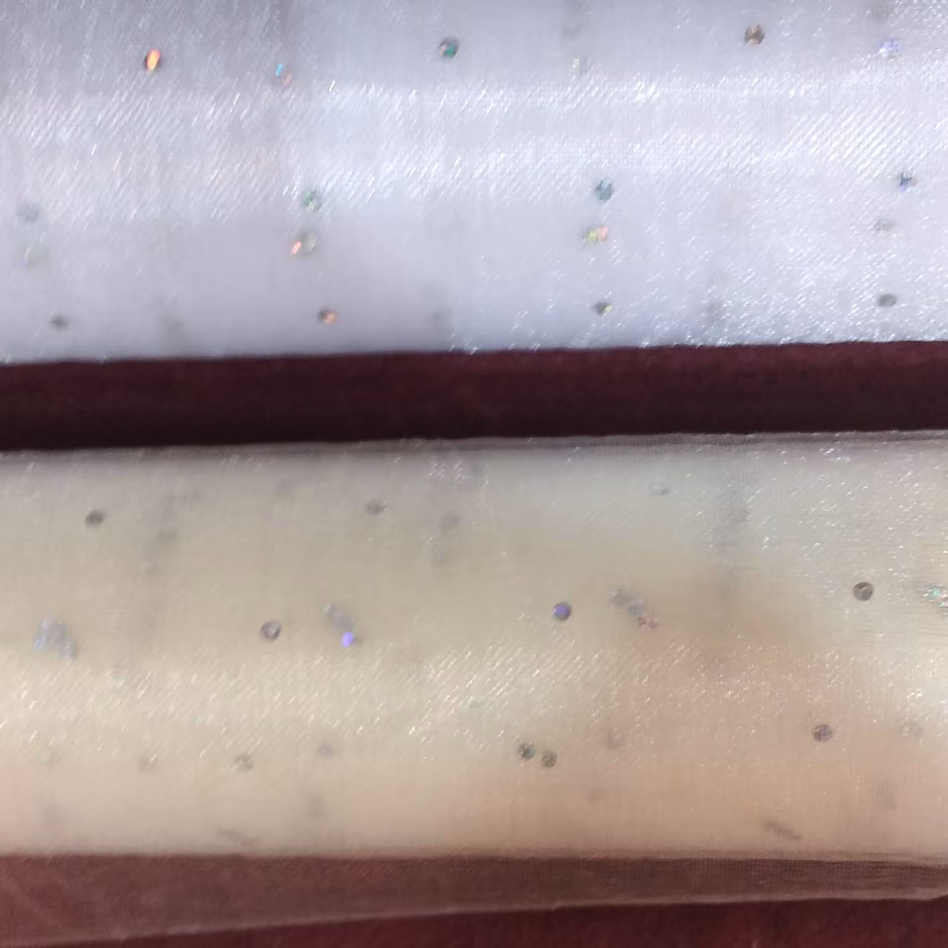 تور حریر نگین خورده مخصوص تزیینات 1 متر