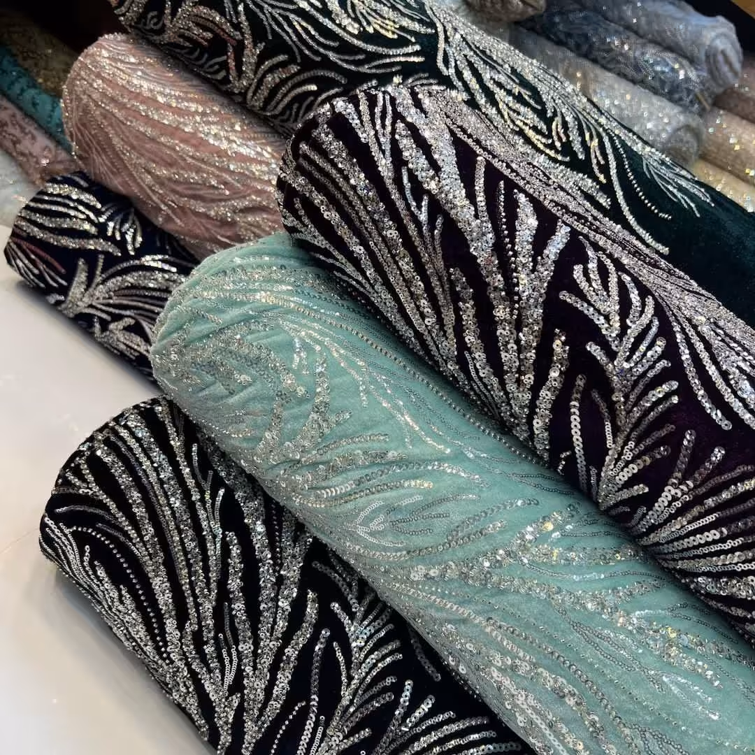 پارچه مجلسی مخمل اورجینال کار شده بدون نیاز به استر