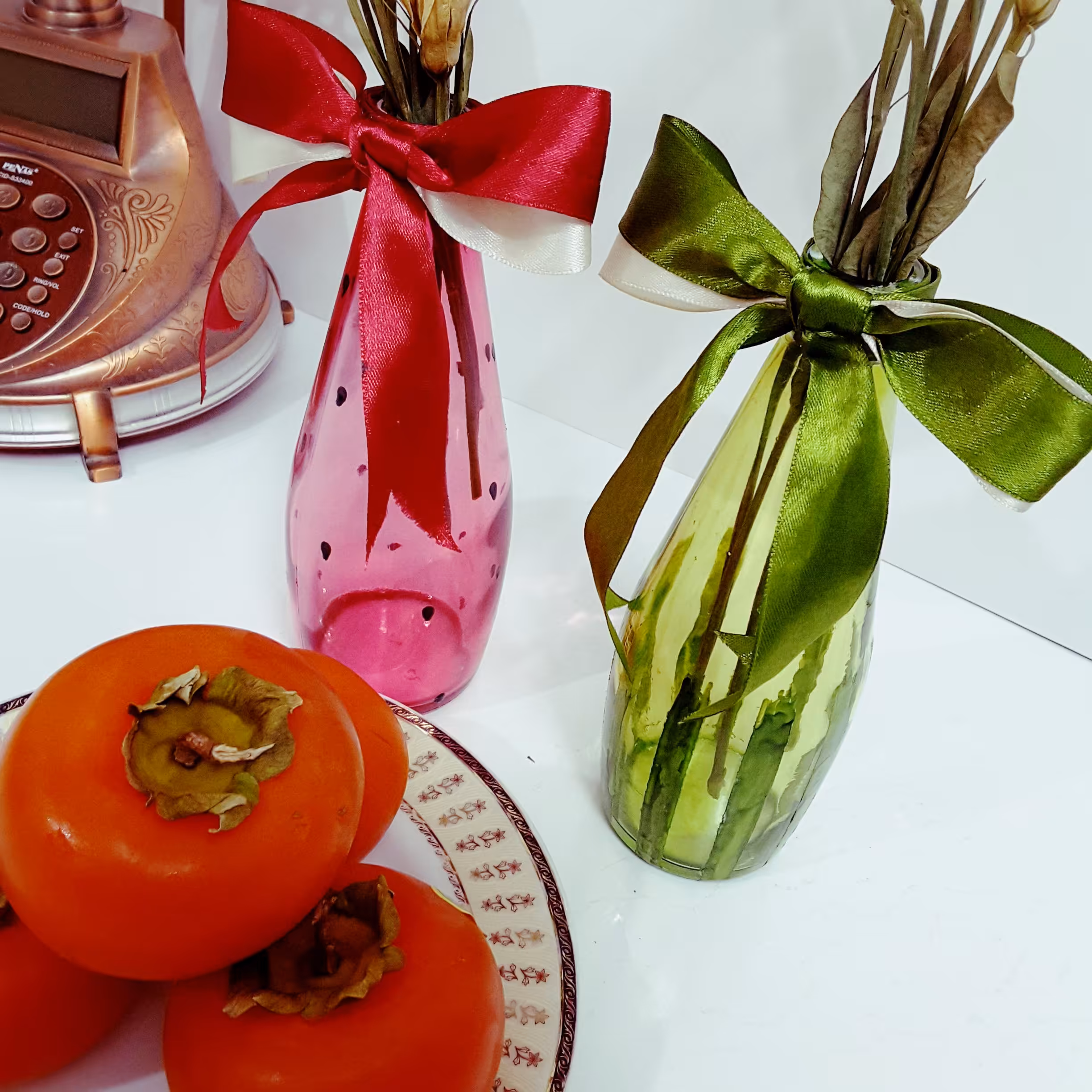 گلدان یا بطری تزئینی طرح هندوانه ابتکاری مناسب یلدا. ارسال رایگان