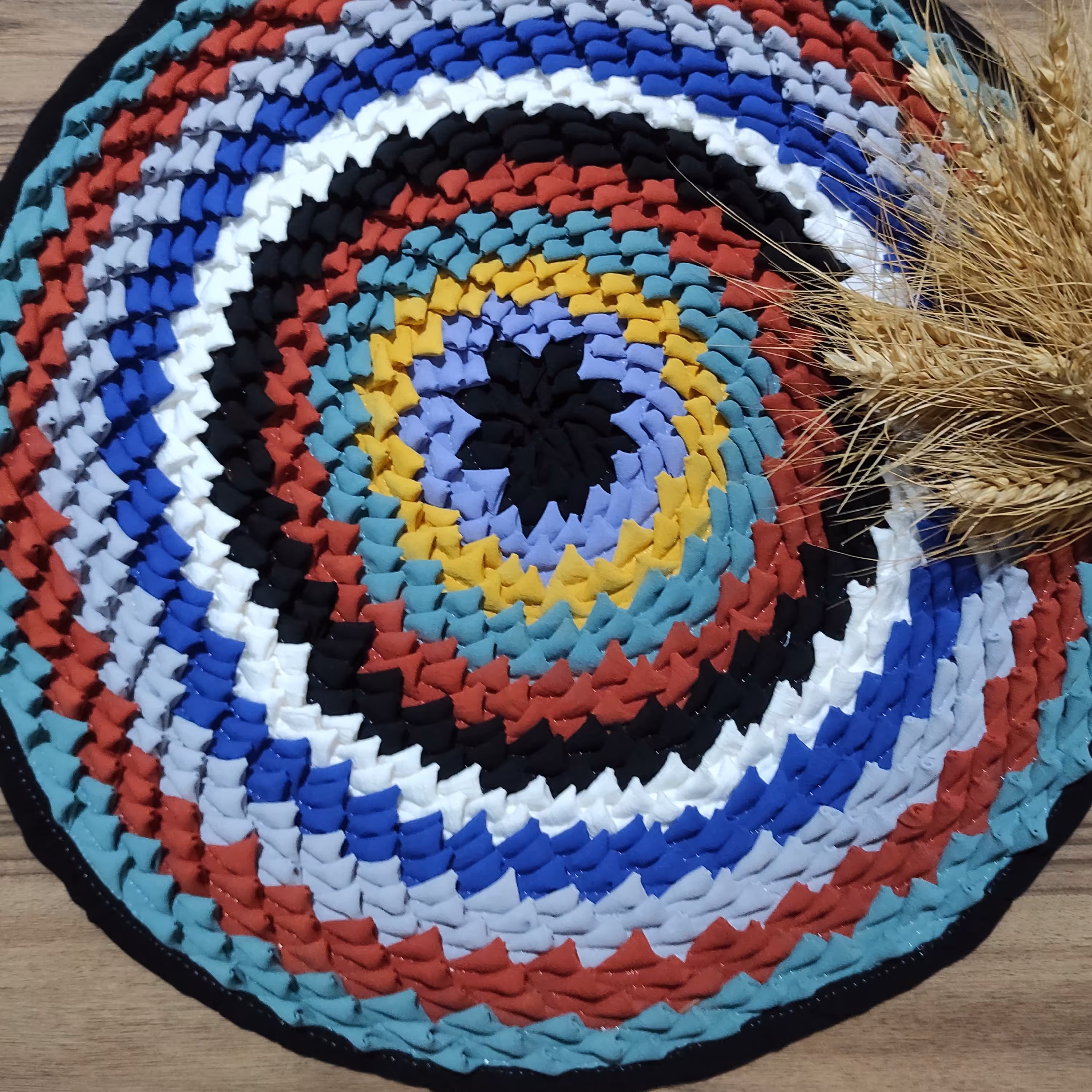 رومیزی چهلتیکه دایره کوچک 