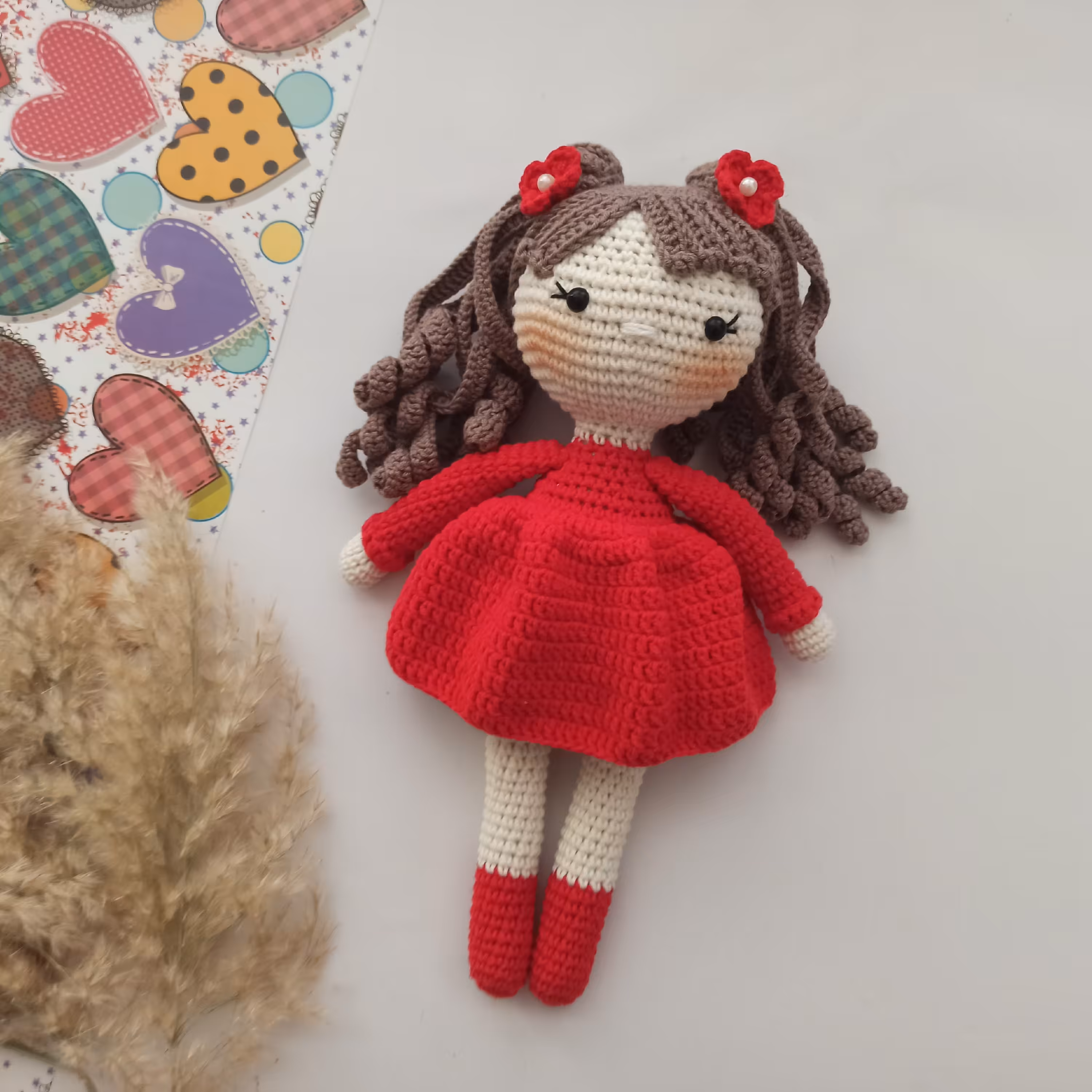 عروسک دستبافت دختر مدل نازگل.. قد 30سانت .... عروسک بافتنی ..دختر .. اسباب بازی