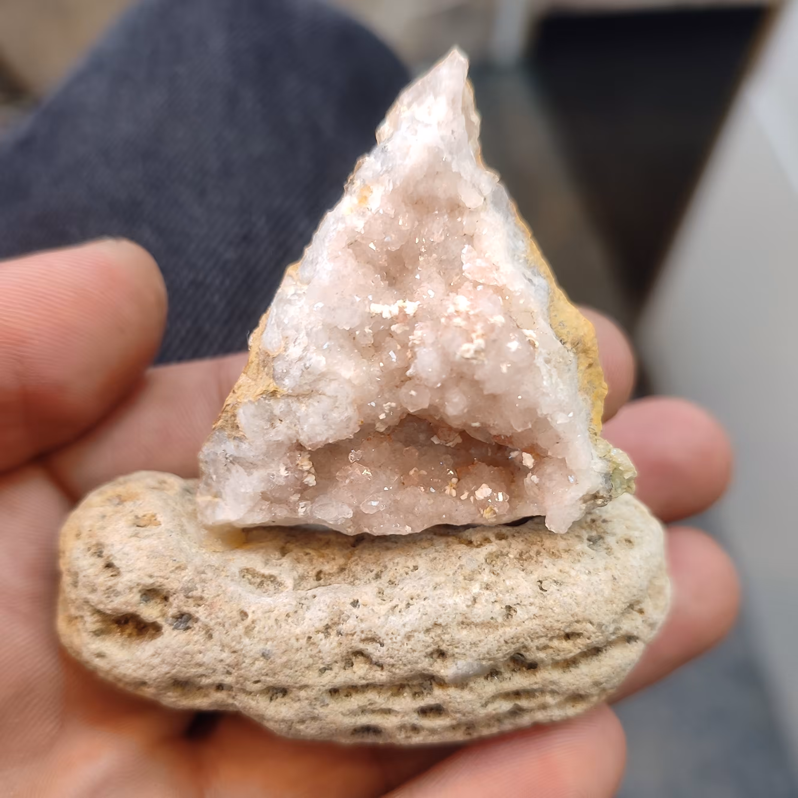 سنگ راف کلکسیونی سلستین کوارتز