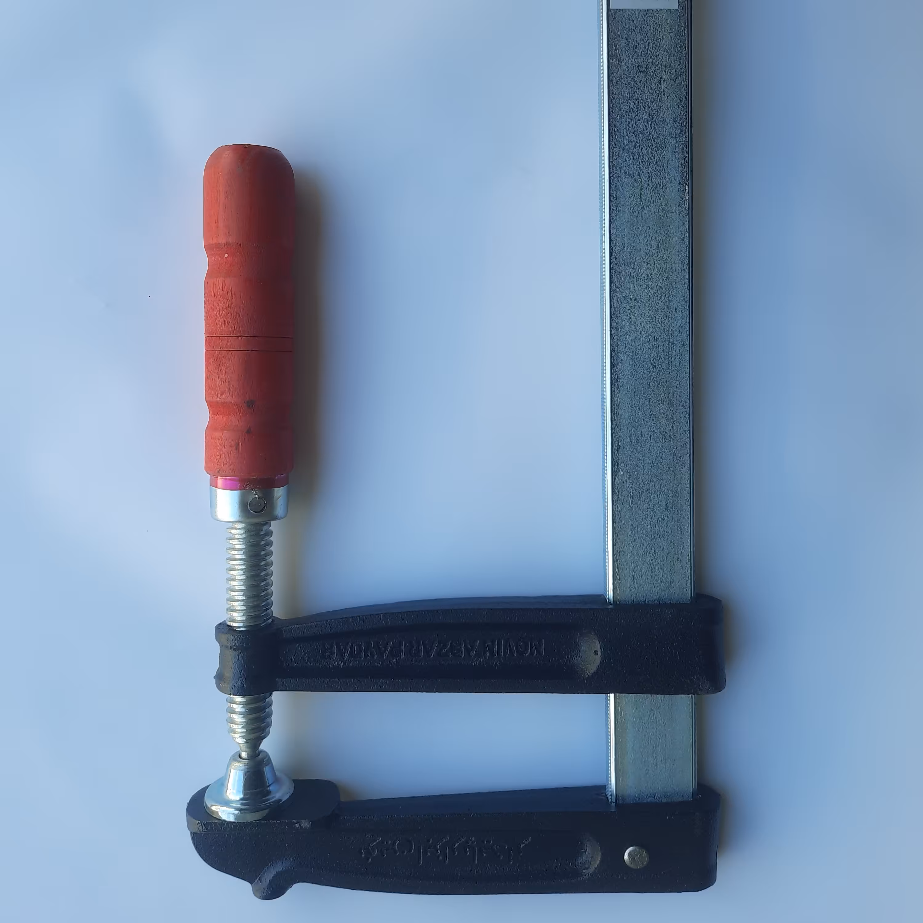 پیچ دستی نوین ابزار پایدار 90 سانت