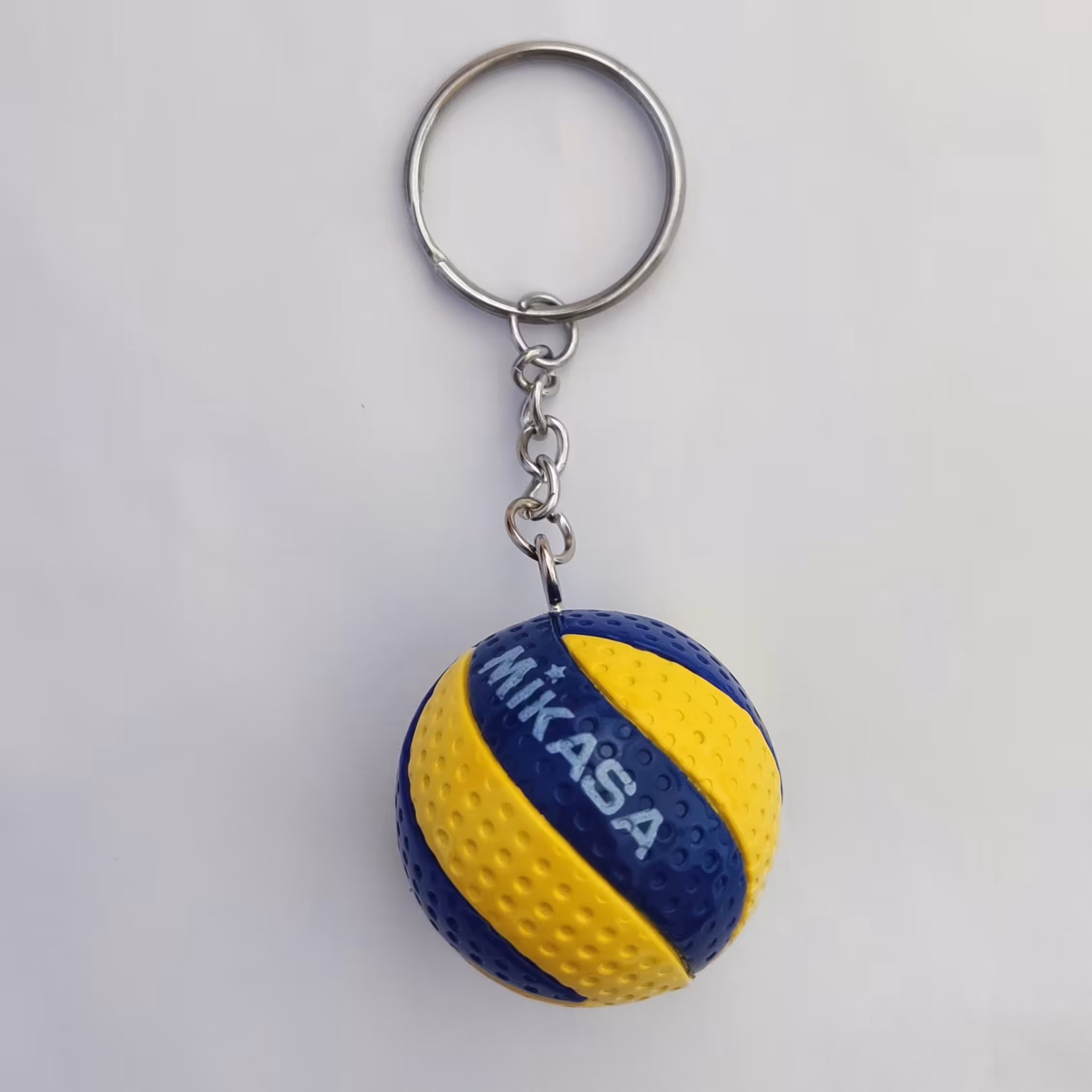 جا کلیدی طرح توپ والیبال میکاسا زنانه و مردانه مدل سوزنی 