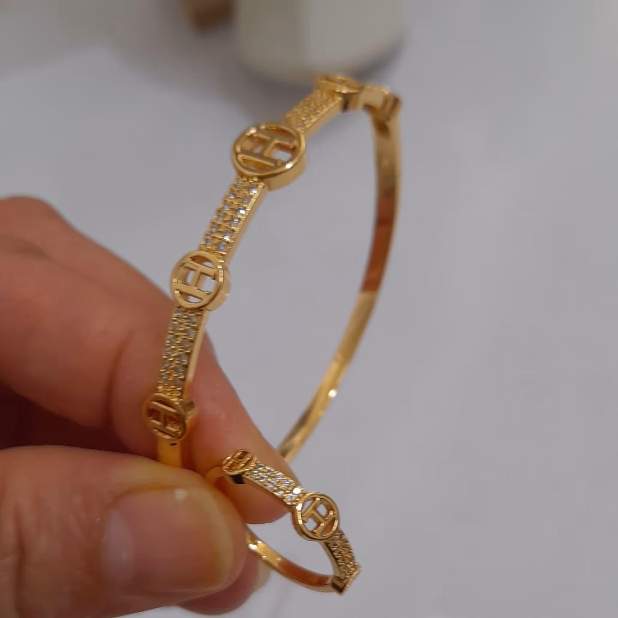 ستدستبند و انگشتر  استیل رنگ ثابت ضد حساسیت طرح H