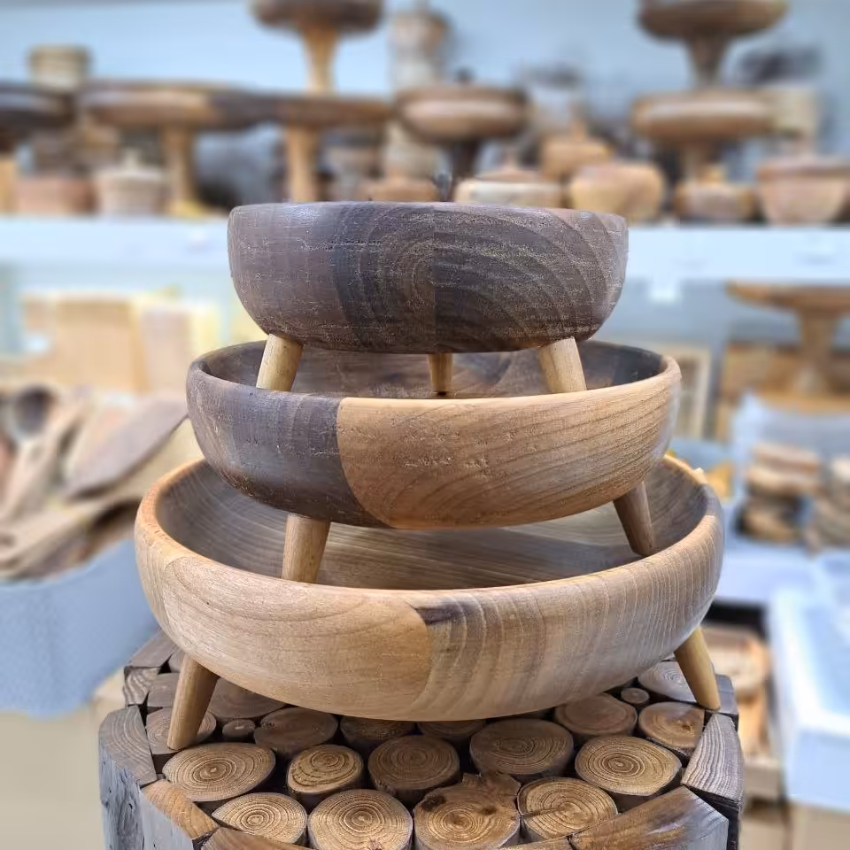 کاسه آجیل چوبی پایه دار چوب گردو قطر 20