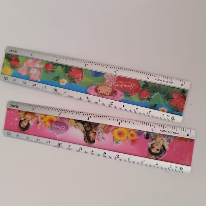 خط کش الومینومی فانتزی 15سانت با طرح برجسته کارتونی 