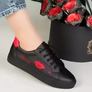 کتانی طرح لب.دورنگ زیبا