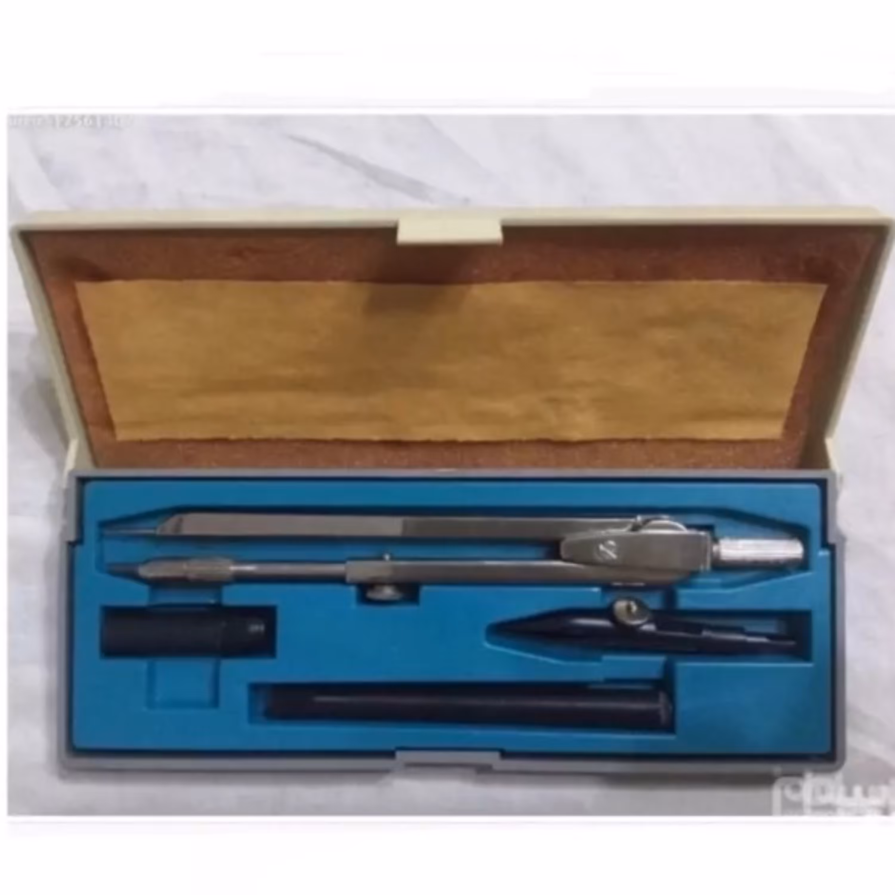 پرگار جعبه ای قدیمی 4 تکه (MERCUR)