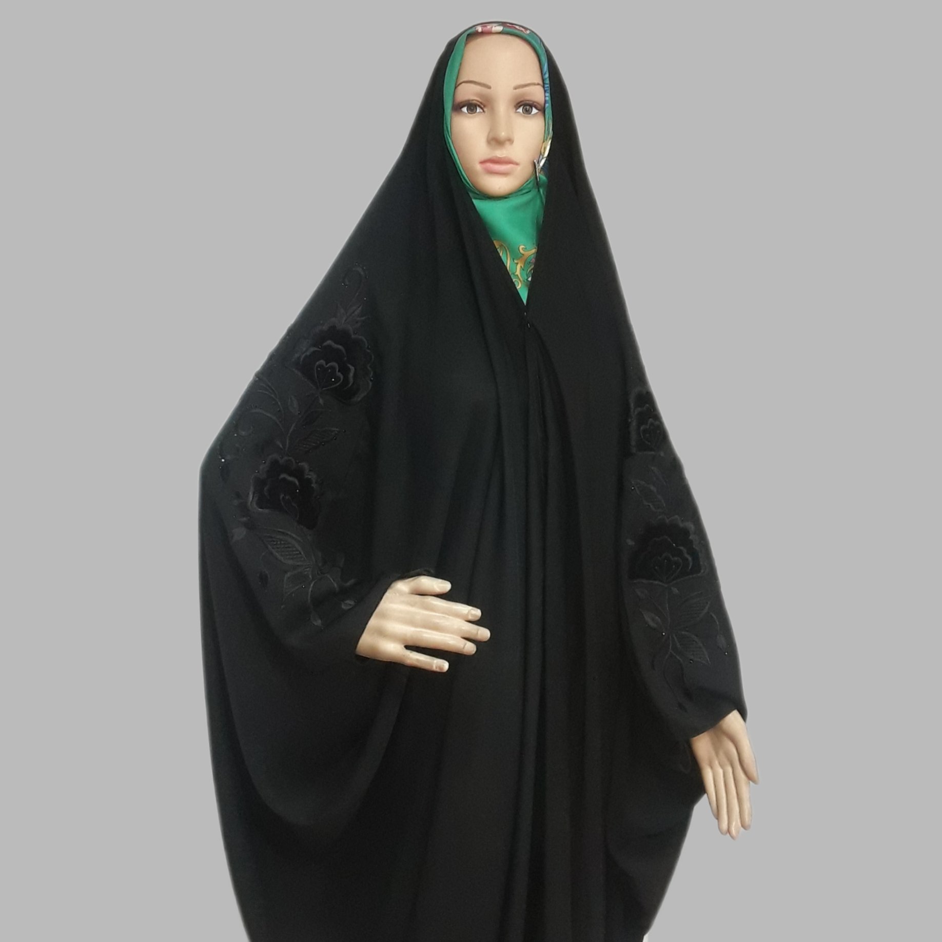 چادر جده گلدوزی