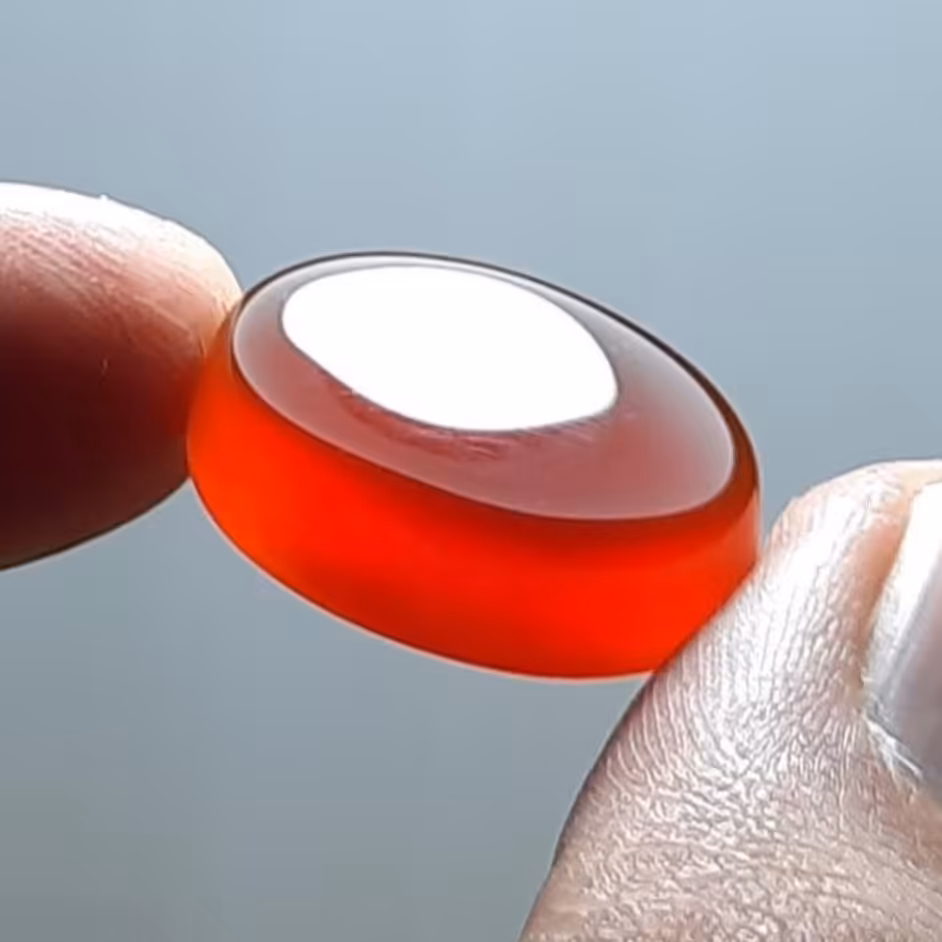 سنگ عقیق سرخ خون کفتری آبدار 