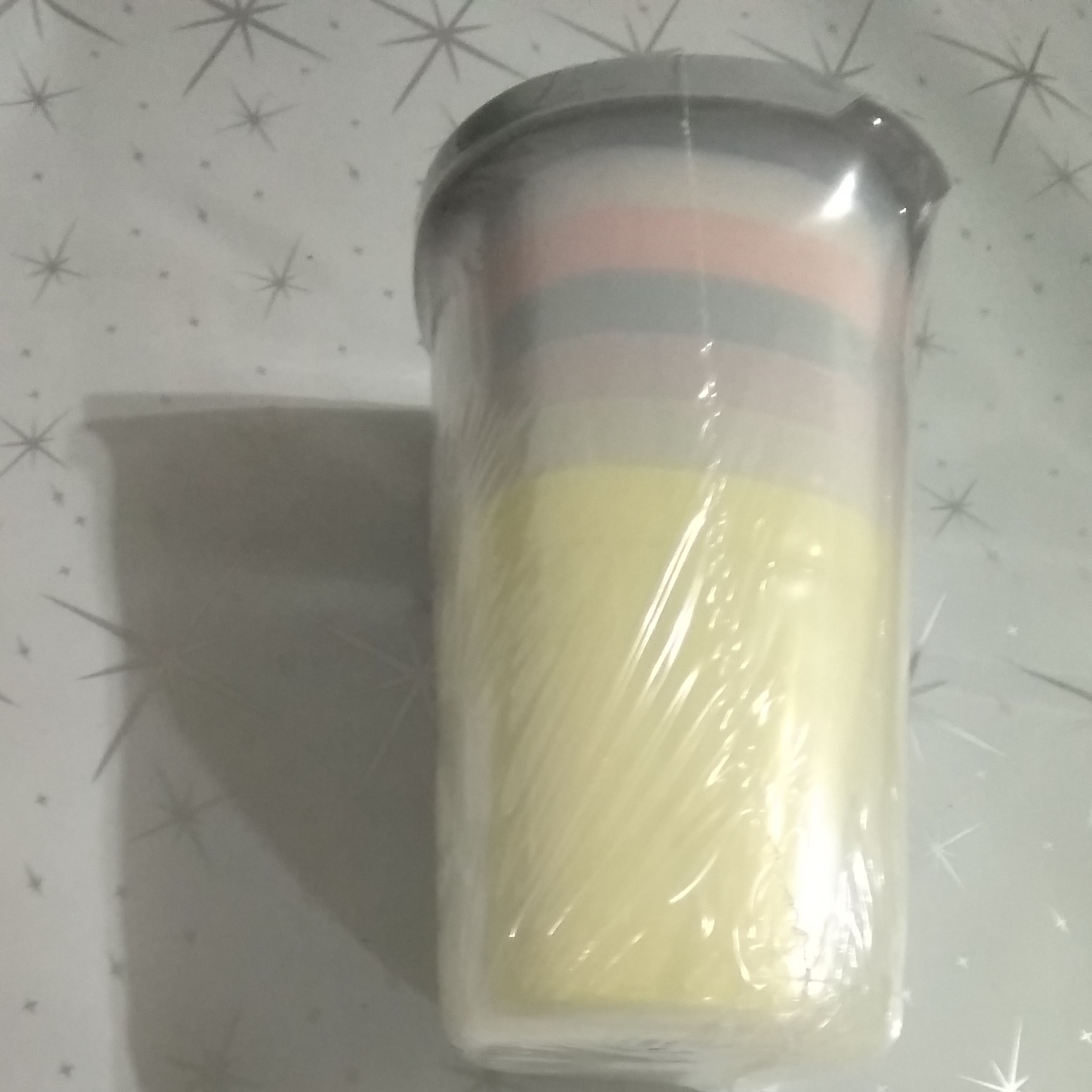 باکس لیوان رنگی  دارای 6لیوان
