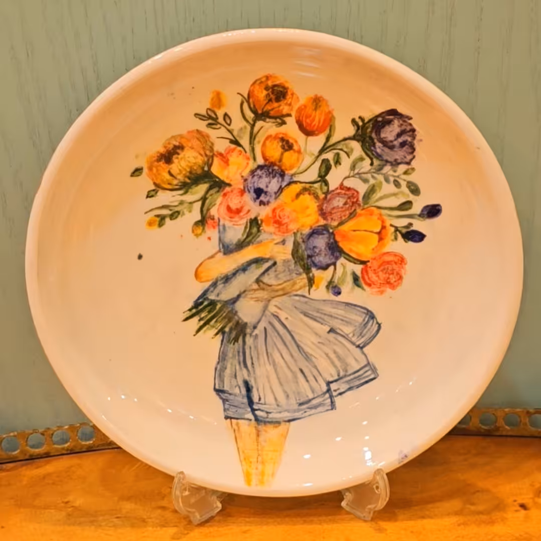 بشقاب خورش خوری