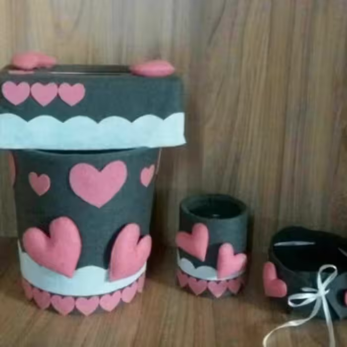 ست سطل و جادستمالی و جا لوازم قلبی