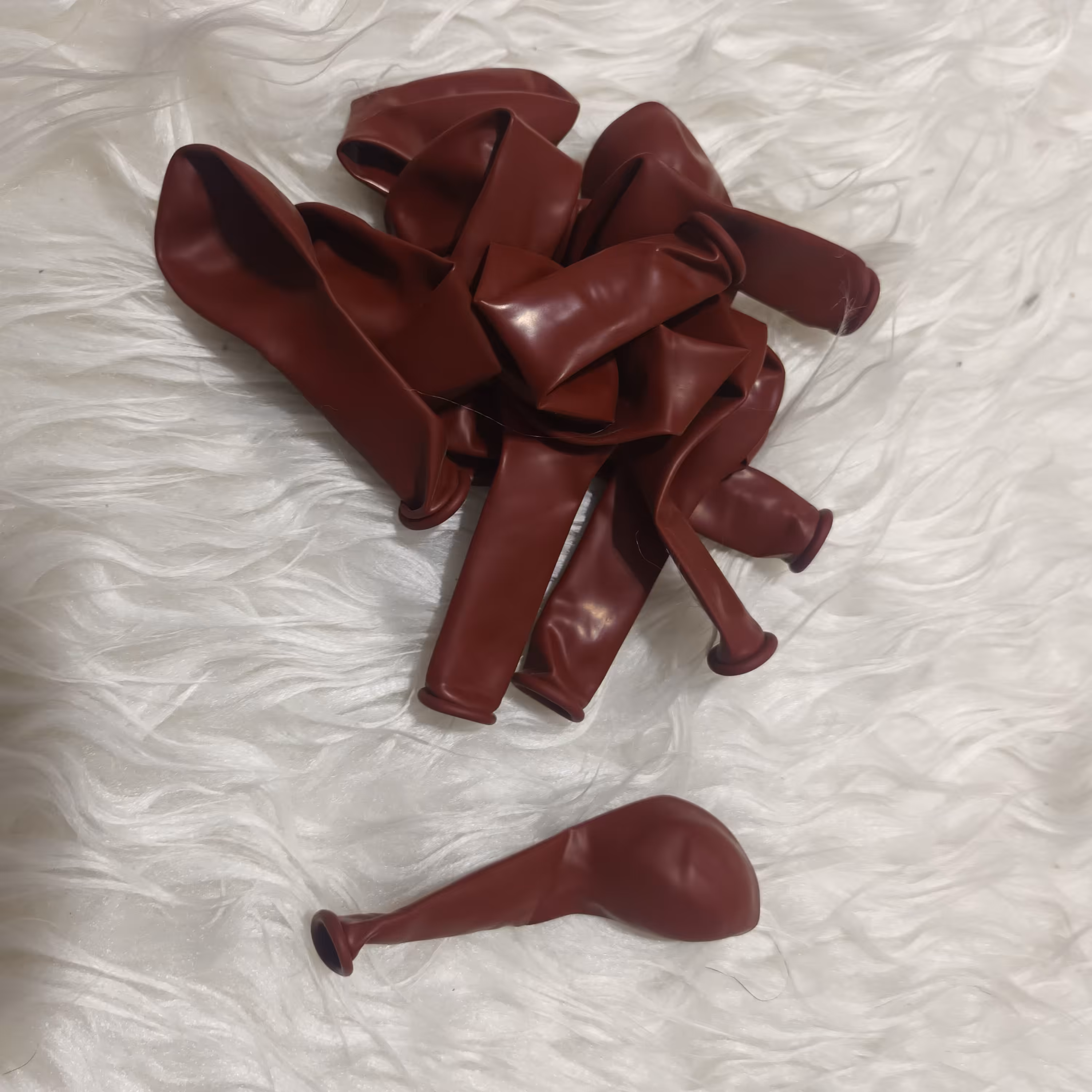 بادکنک قهوه ای 6 اینچ - بادکنک قهوه ای سایز کوچک - بادکنک لاتکس قهوه ای سایز کوچک