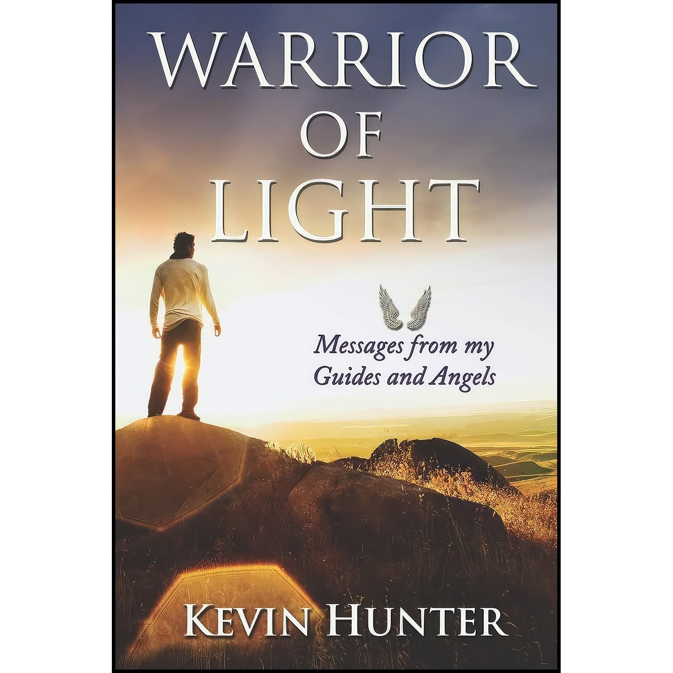 کتاب زبان اصلی Warrior of Light اثر Kevin Hunter