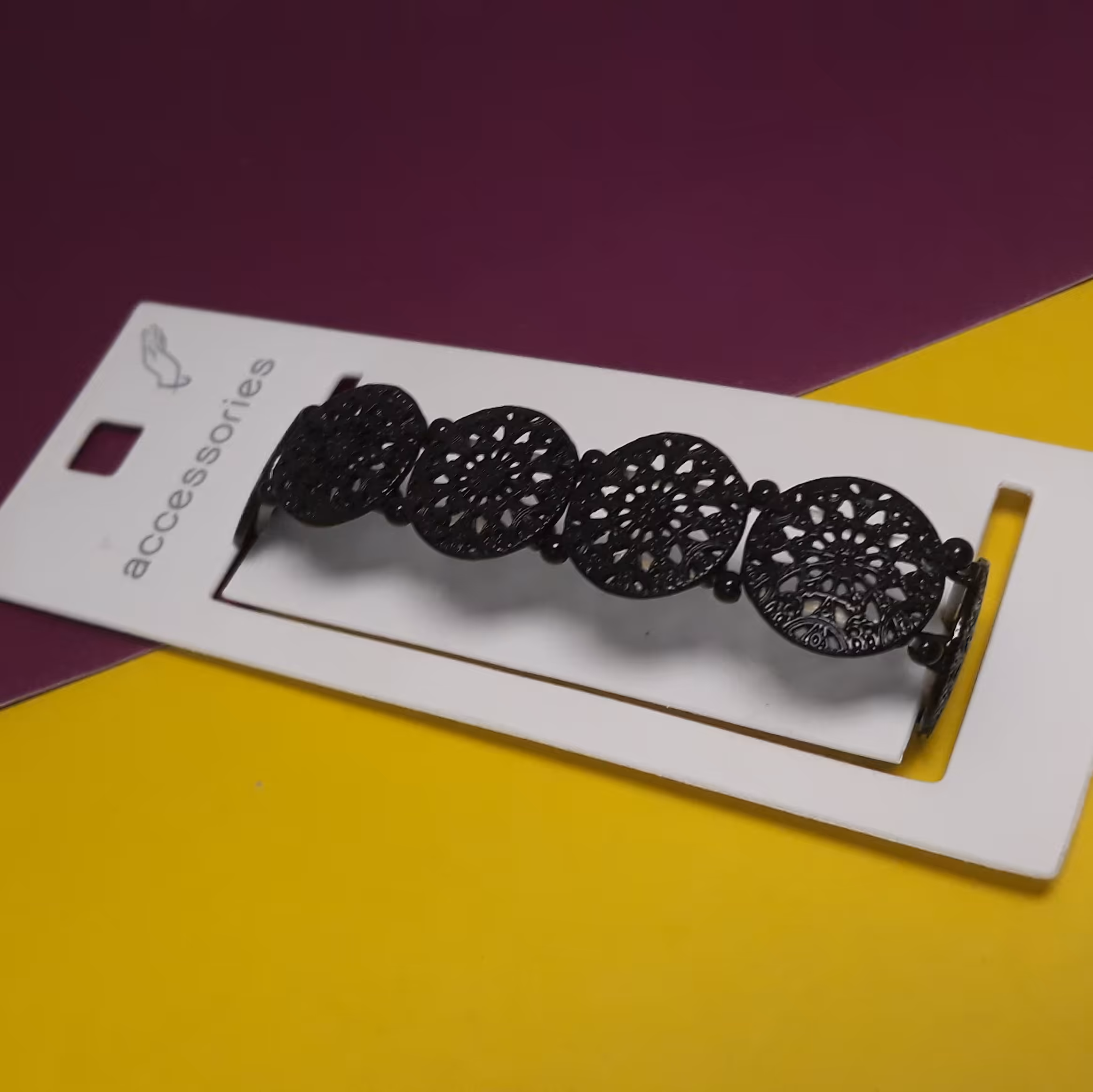 دستبندکشی رنگ مشکی ضدحساسیت و اورجینال فری سایز شناسنامه دار