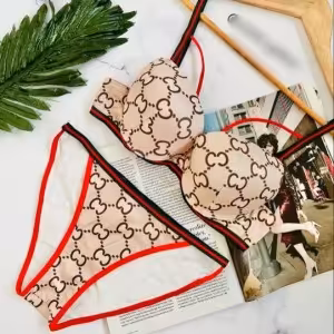 ست شورت و سوتین اسفنجی نیم جک فنردار