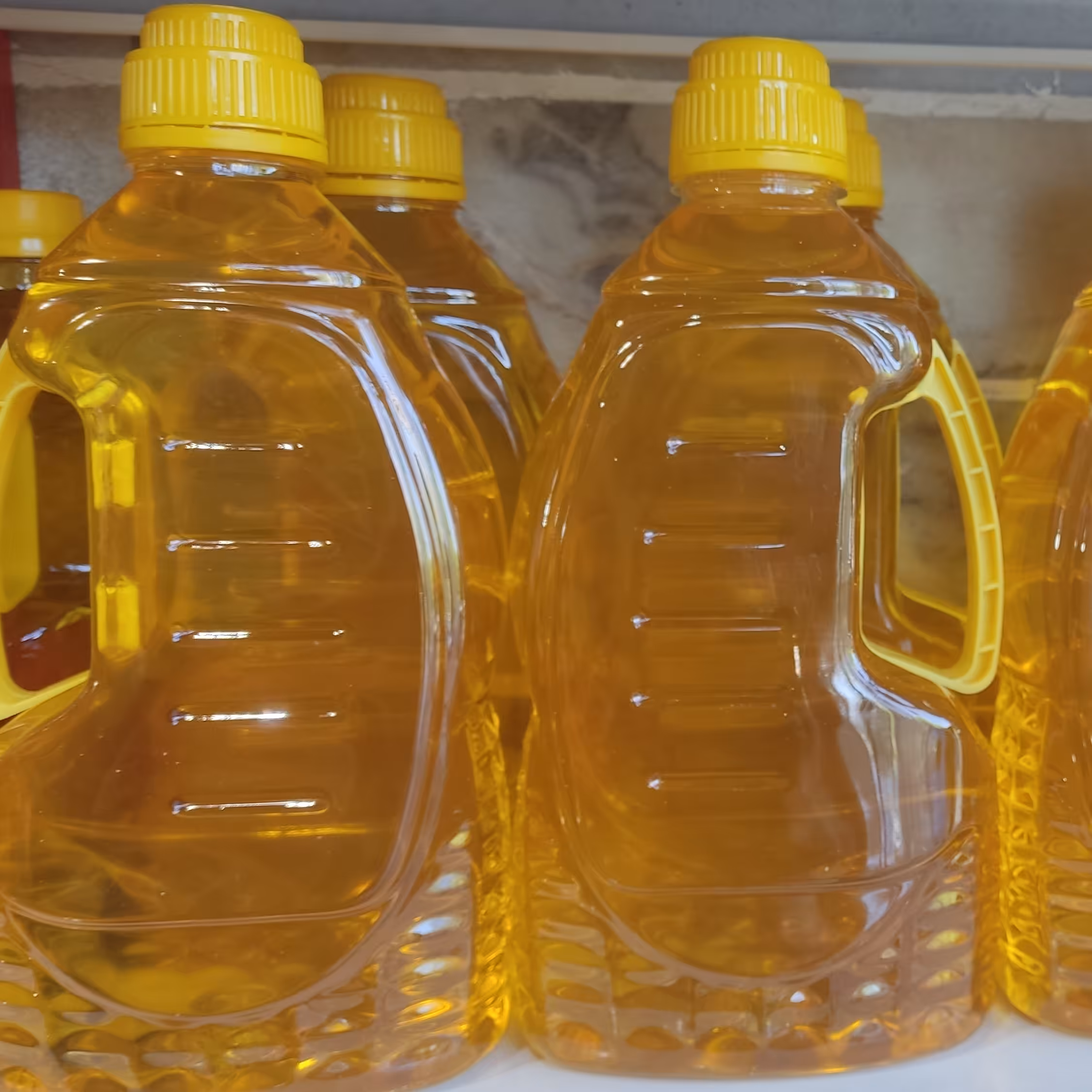 روغن کنجد سیاه روغن گیری در حضور مشتری (دو لیتری)