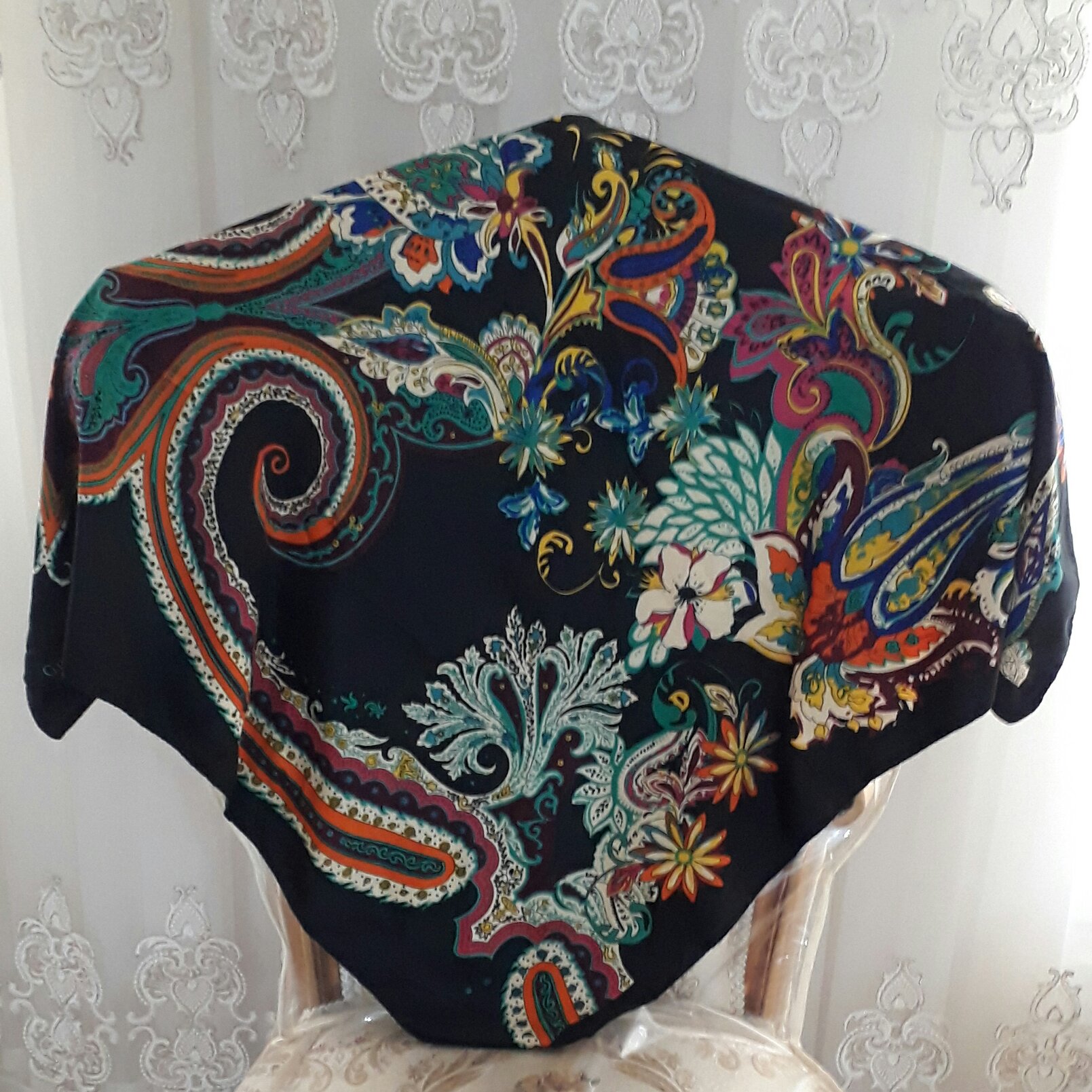 روسری ساتن