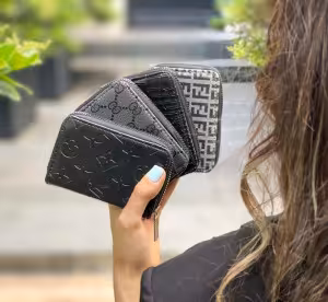 جاکارتی دورزیپ