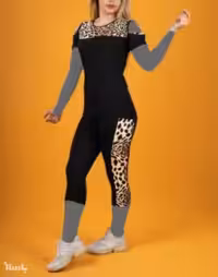 تاپ شلوار سر شونه خالی