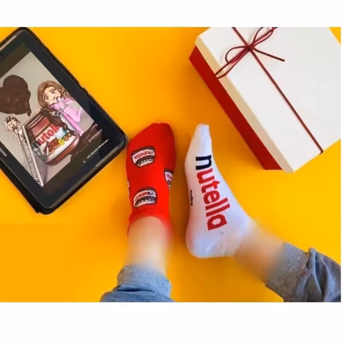 جوراب زنانه ، دخترانه و پسرانه مچی تابه تا طرح تونلا قرمز سفید