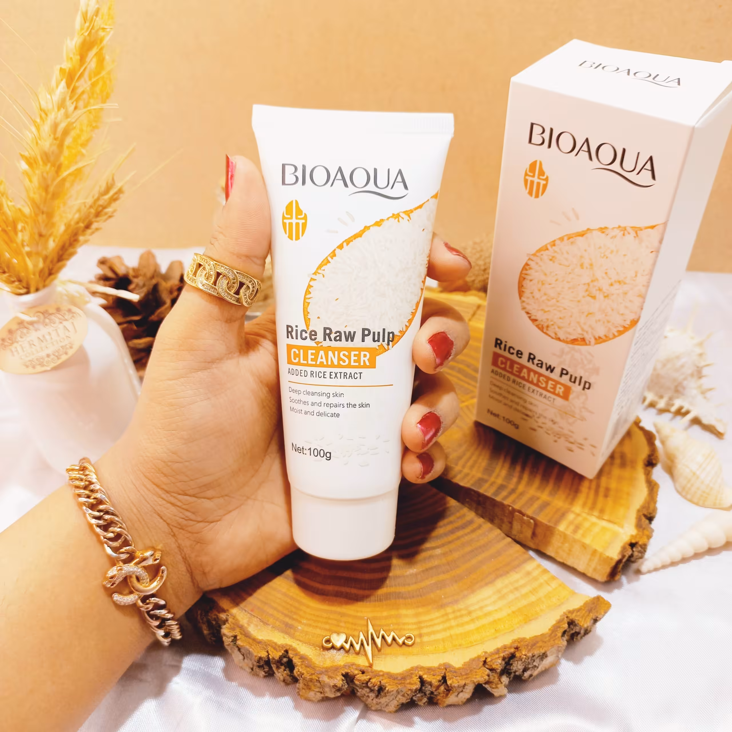 فوم شستشو برنج بیواکوا پاکسازی کننده و روشن کننده پوست