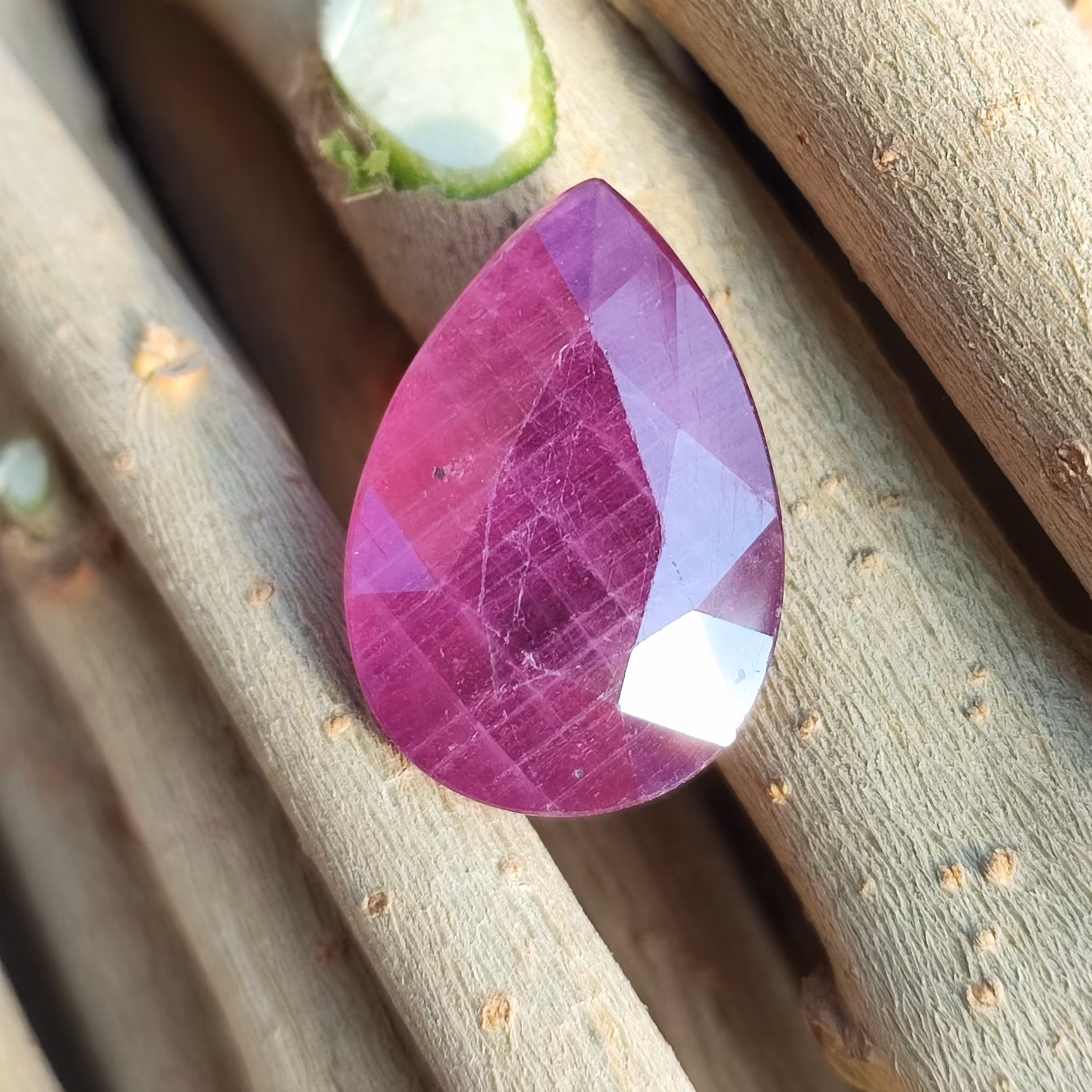 یاقوت اصل درشت قواره عالی 