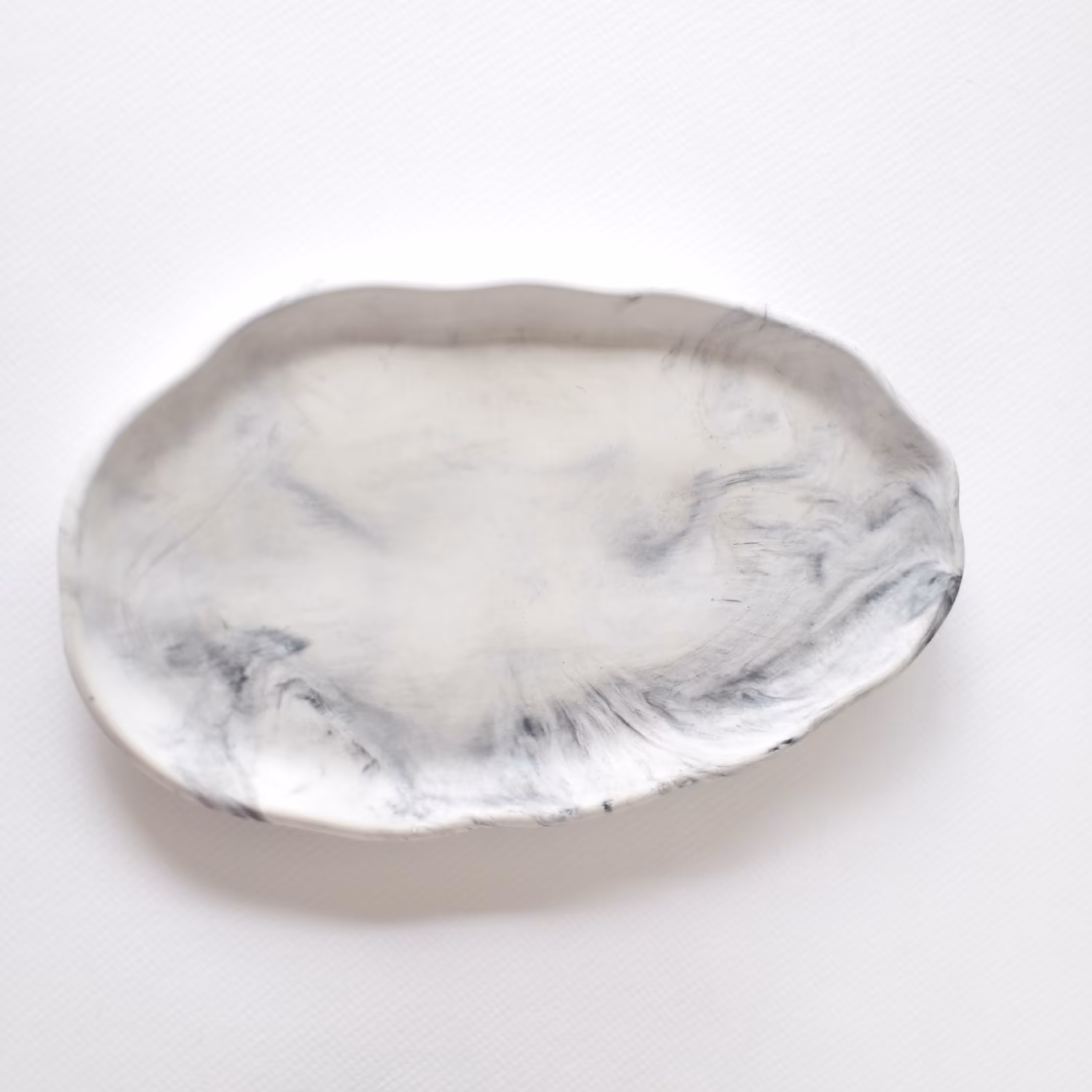 اردوخوری  دفرمه طرح سنگ مرمر  ساخته شده با پودر سنگ متا در سایز 29 در 16