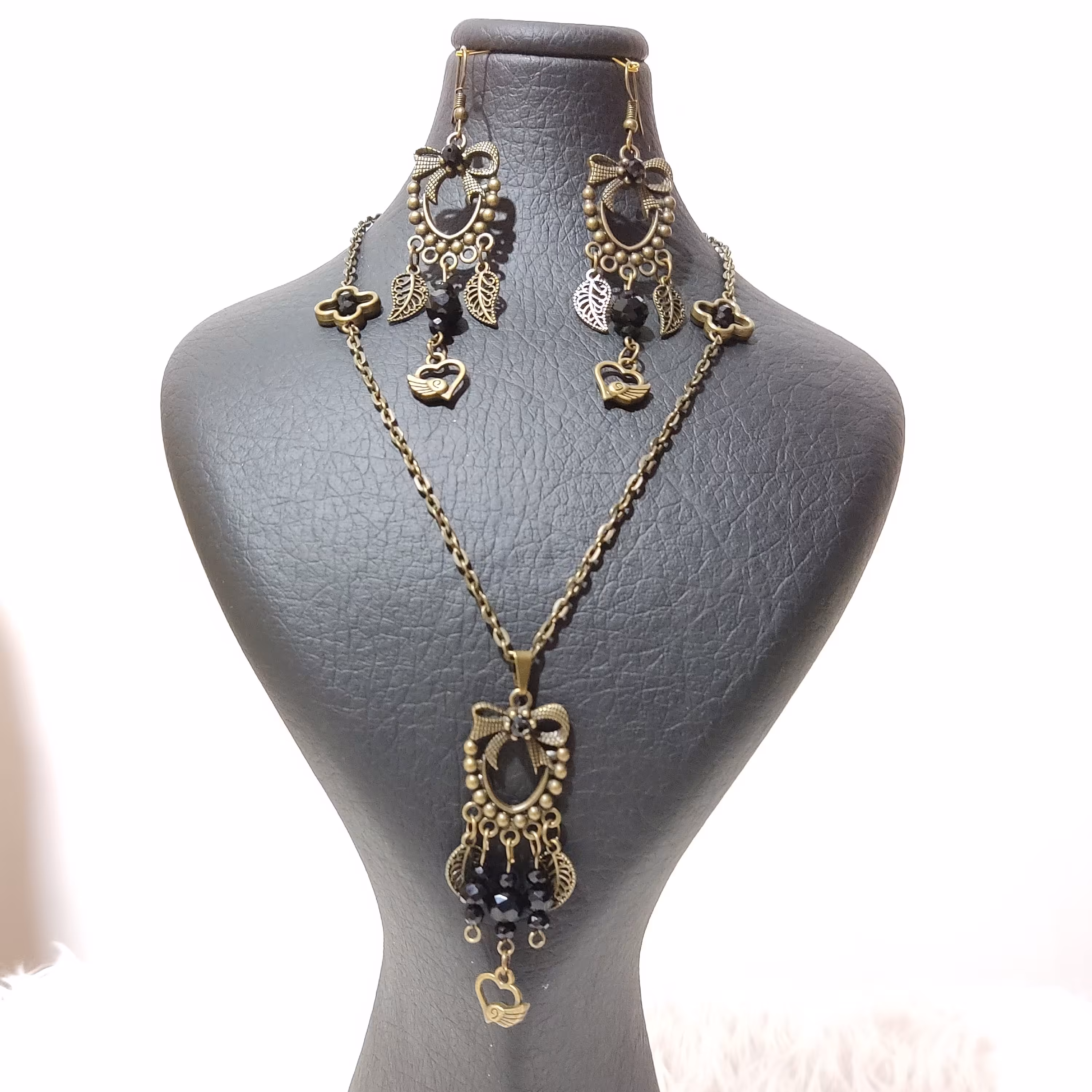 نیم ست مشکی 