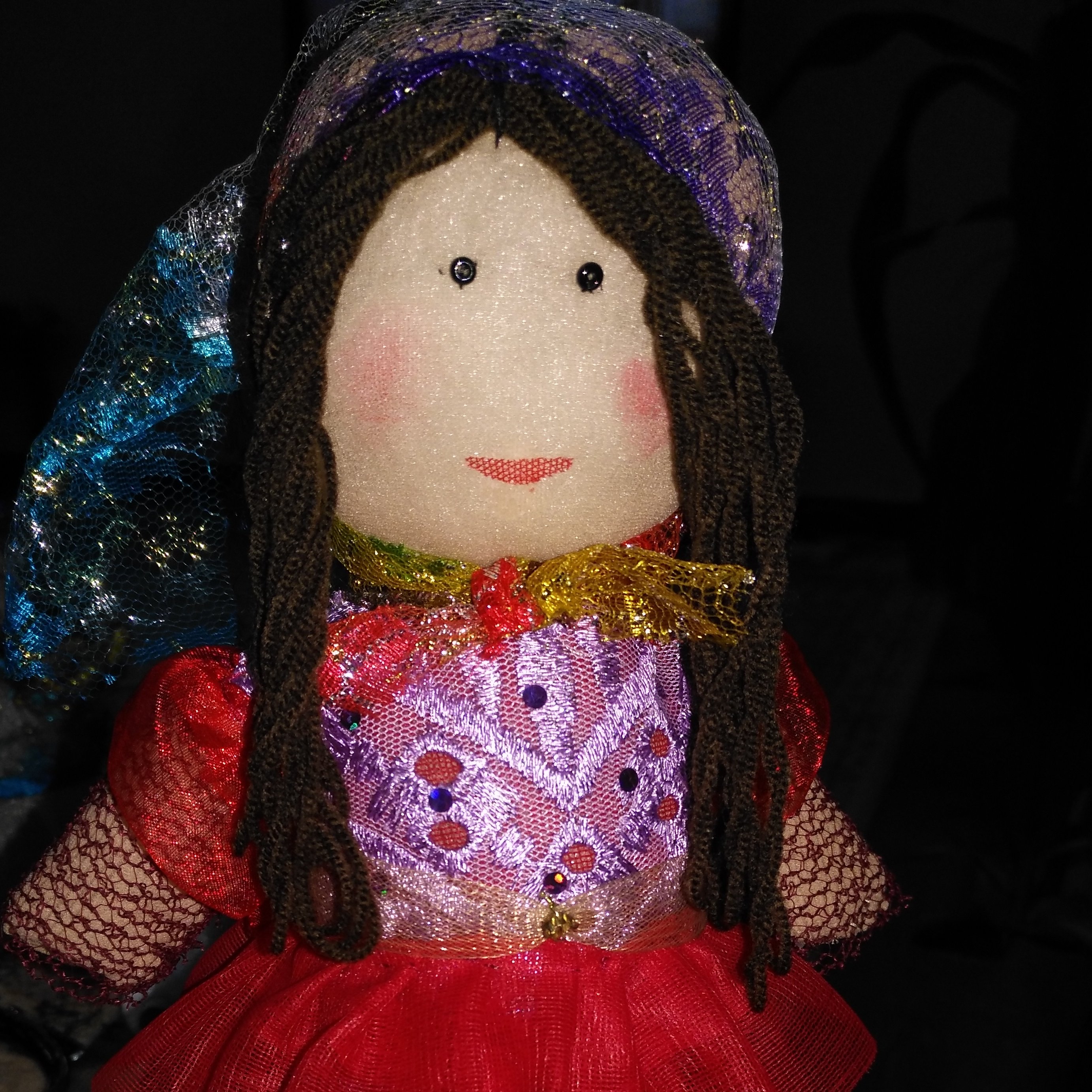 عروسک بنفشه