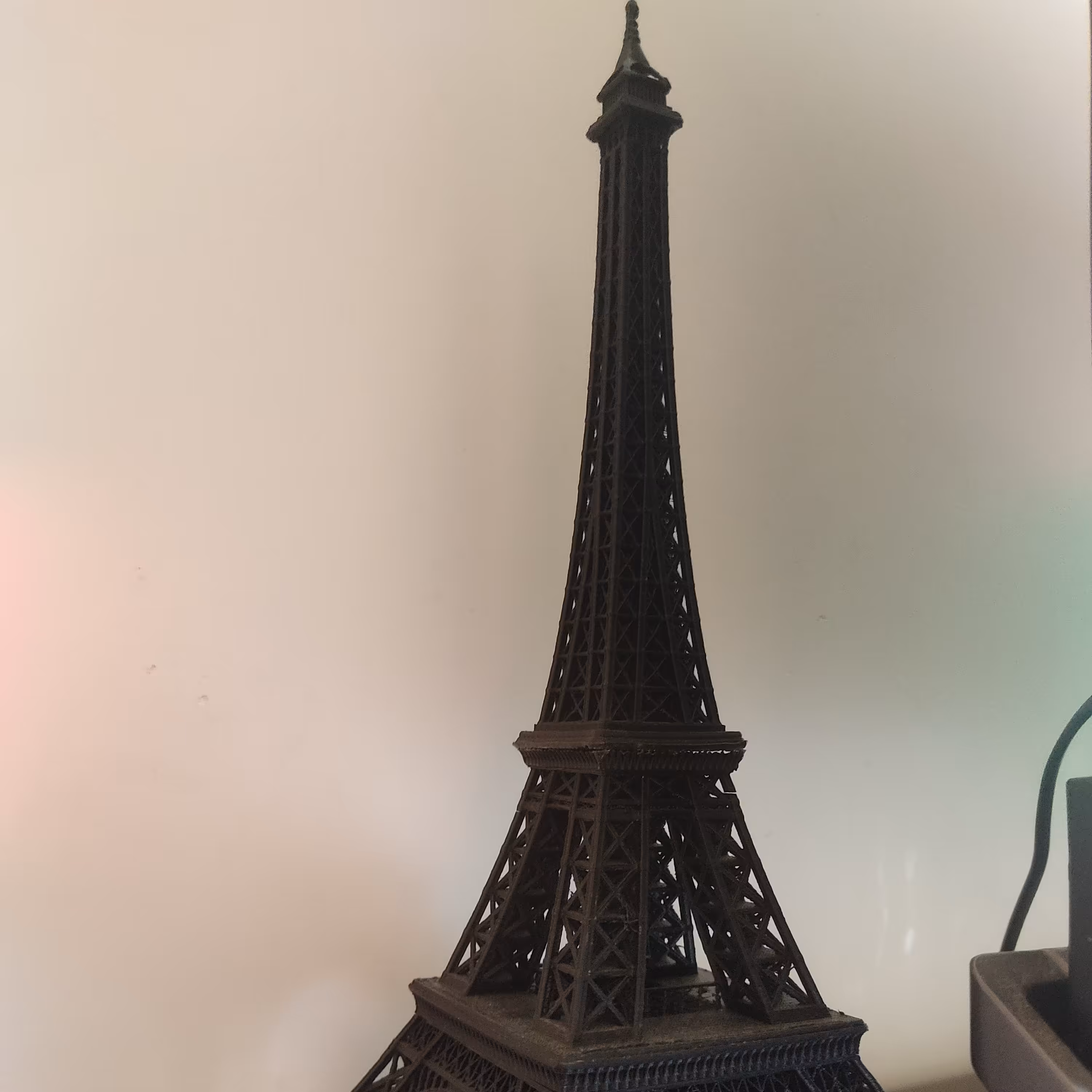 ماکت برج ایفل پلاستیکی دکوری تزیینی