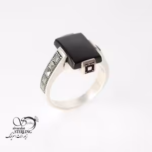 انگشتر نقره مردانه با سنگ اونیکس طرح مستطیل