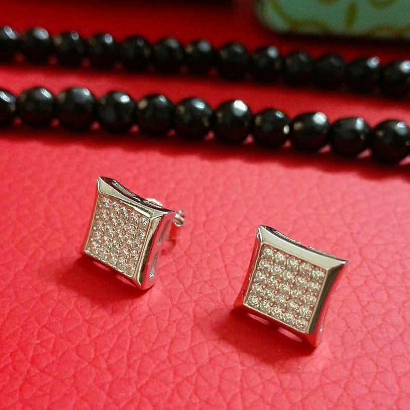 گوشواره نقره خارجی طرح میخی خارجی