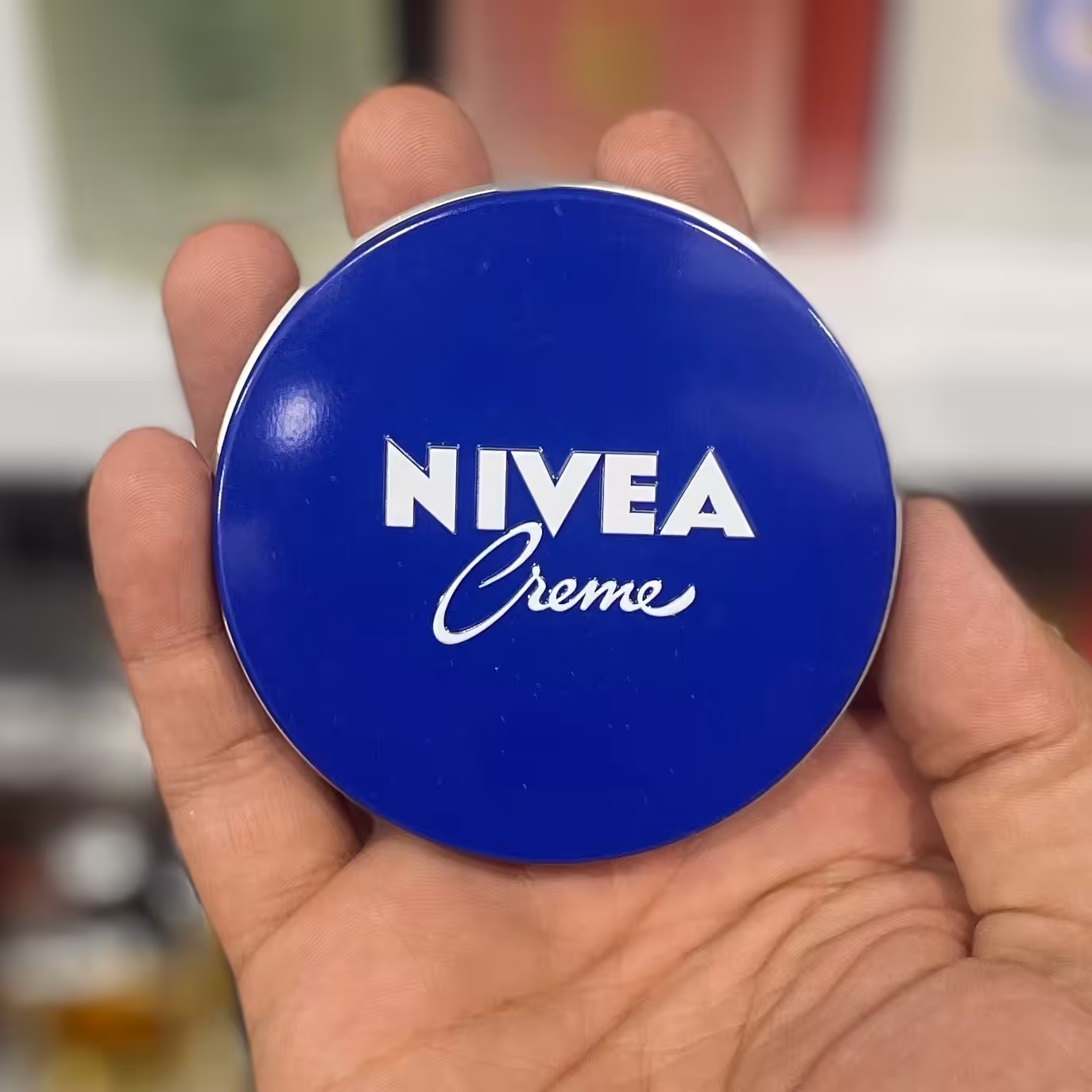 کرم مرطوب کننده نیوآ حجم 60میلی لیتر