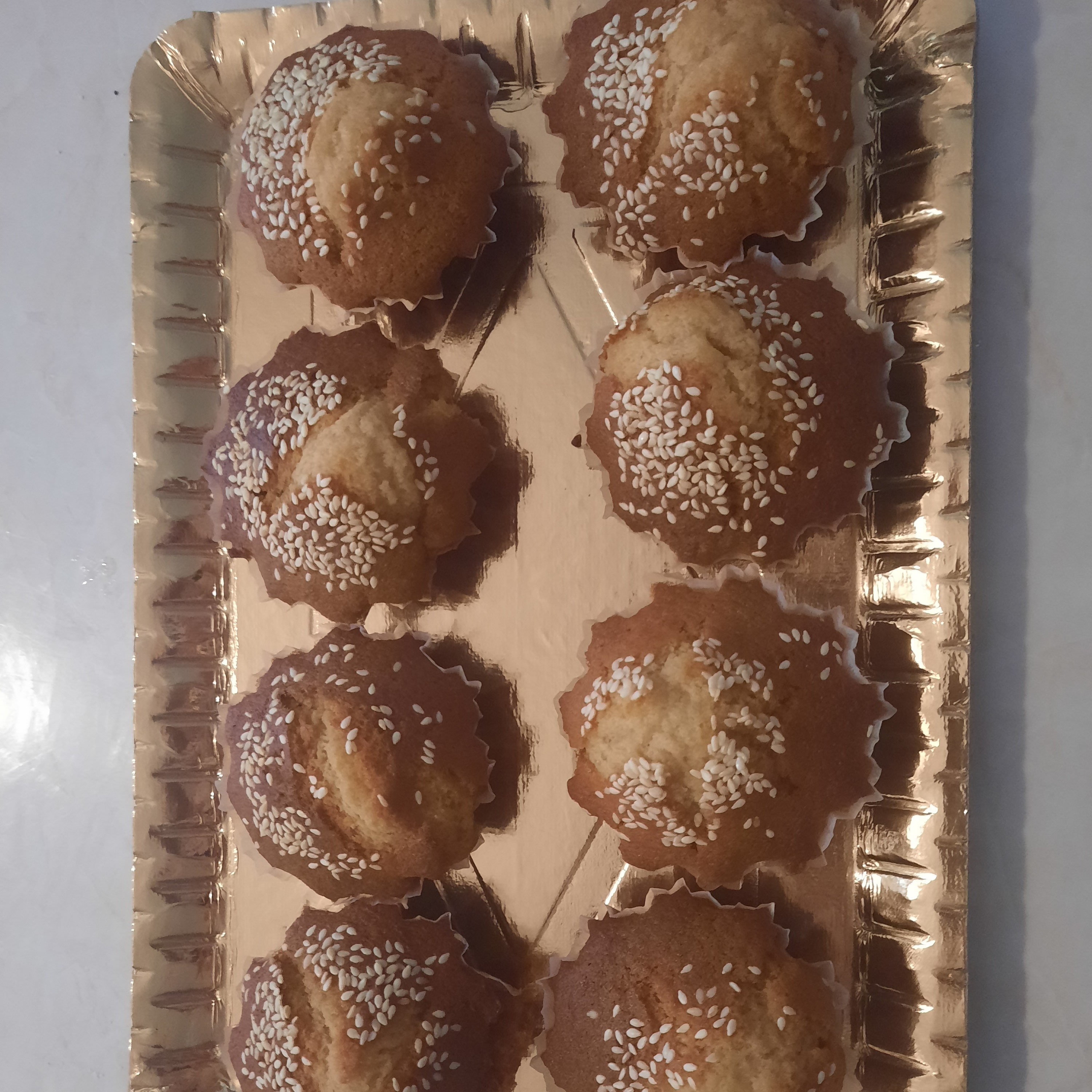 کیک یزدی خانگی تهیه شده با شیر طعم نوستالژی کیک یزدی(هزینه ارسال پس کرایه در محل)