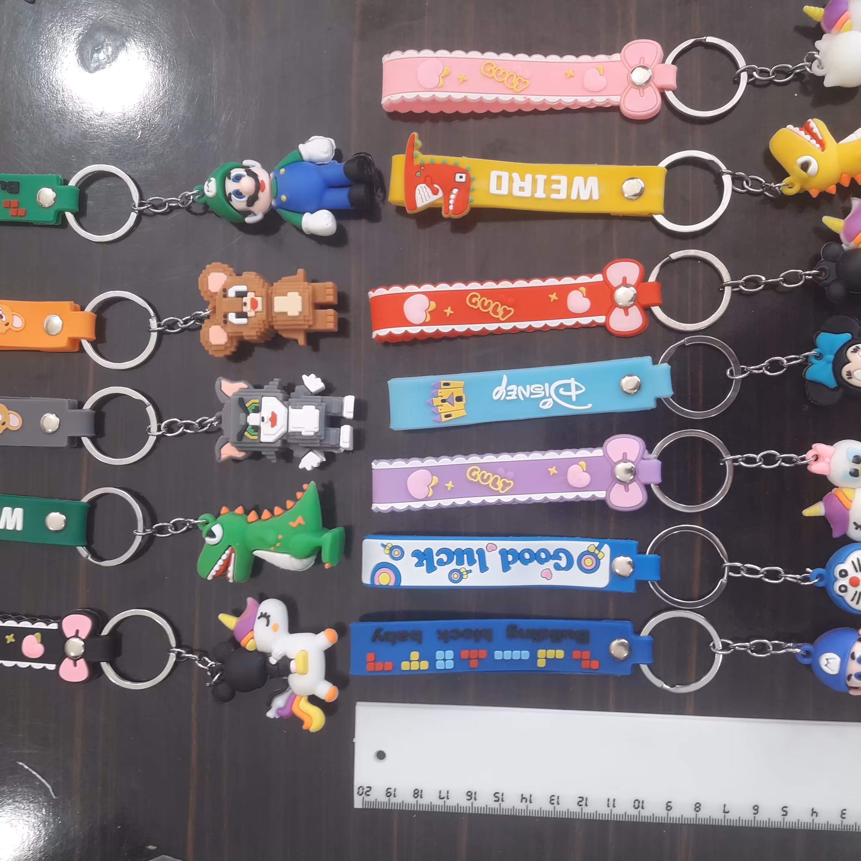 سرکلیدی سیلیکون همراه با دستبند