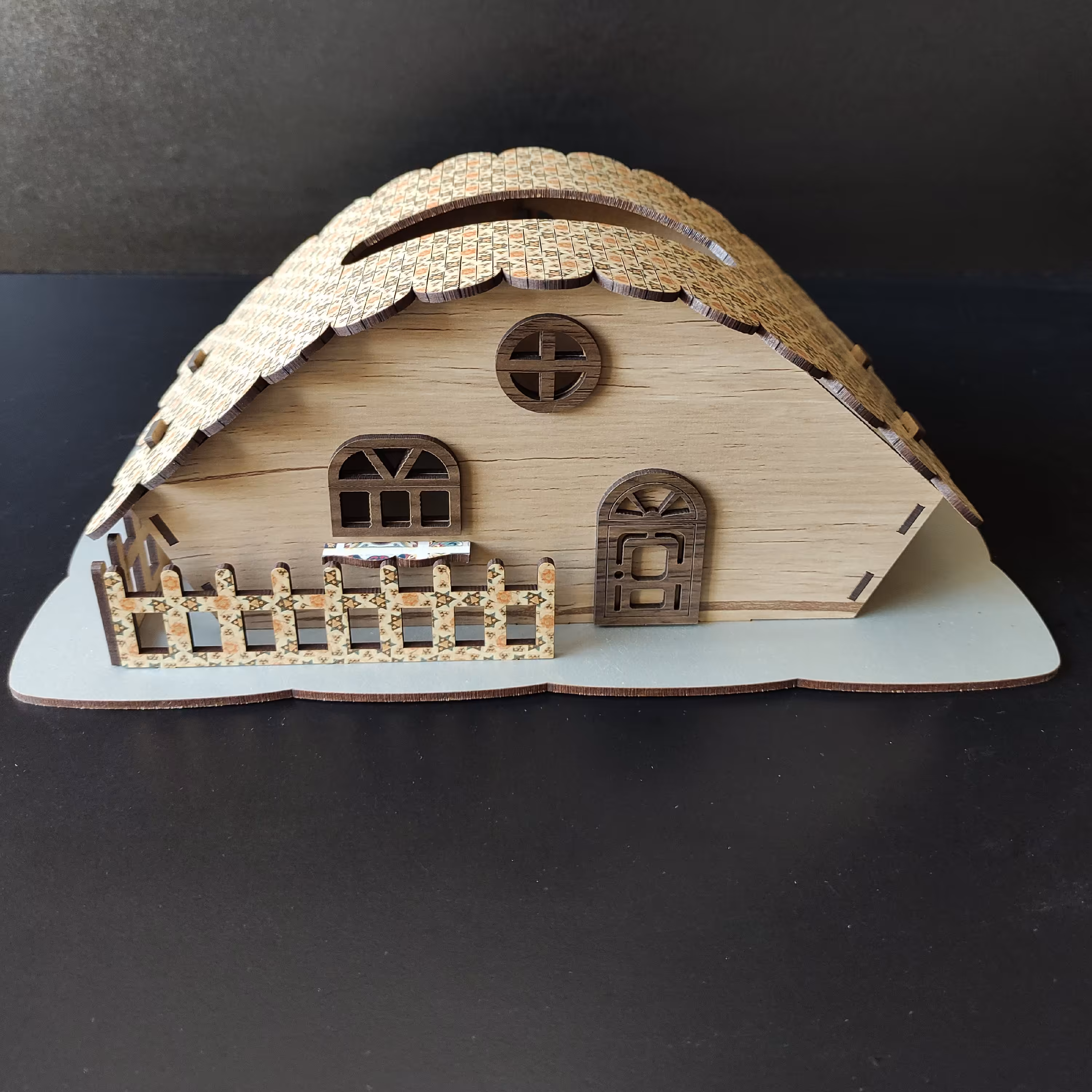 کلبه چوبی جای دستمال کاغذی دیواره لایت سقف طرح خاتم