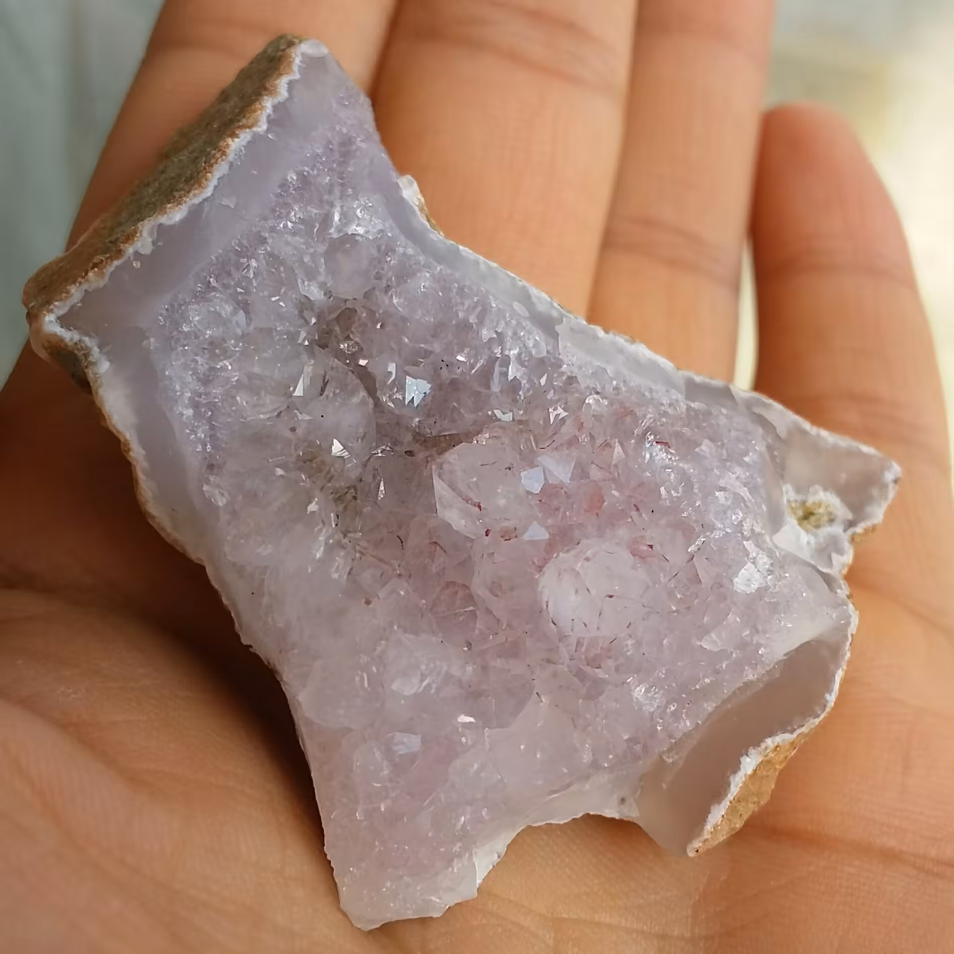 سنگ راف آمتیس بلور درشت فوق العاده بسیار زیبااا دیدنی کاملا طبیعی شاهکار خلقت خااااص و بی نظیر
